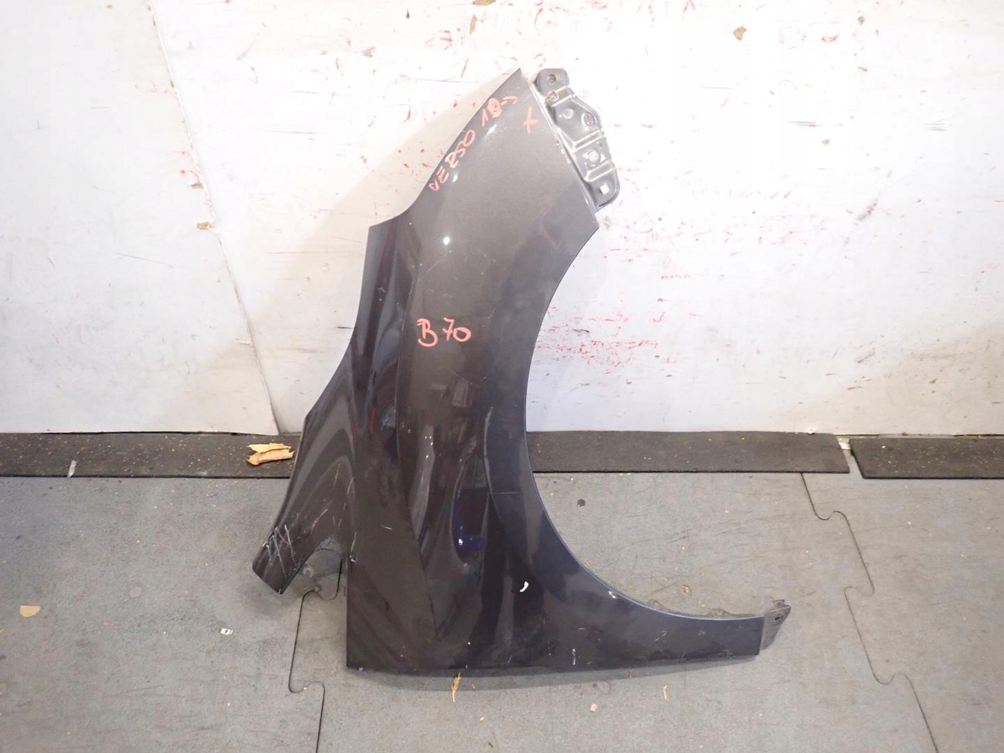 fender front front right TOYOTA VERSO LIFT 2013