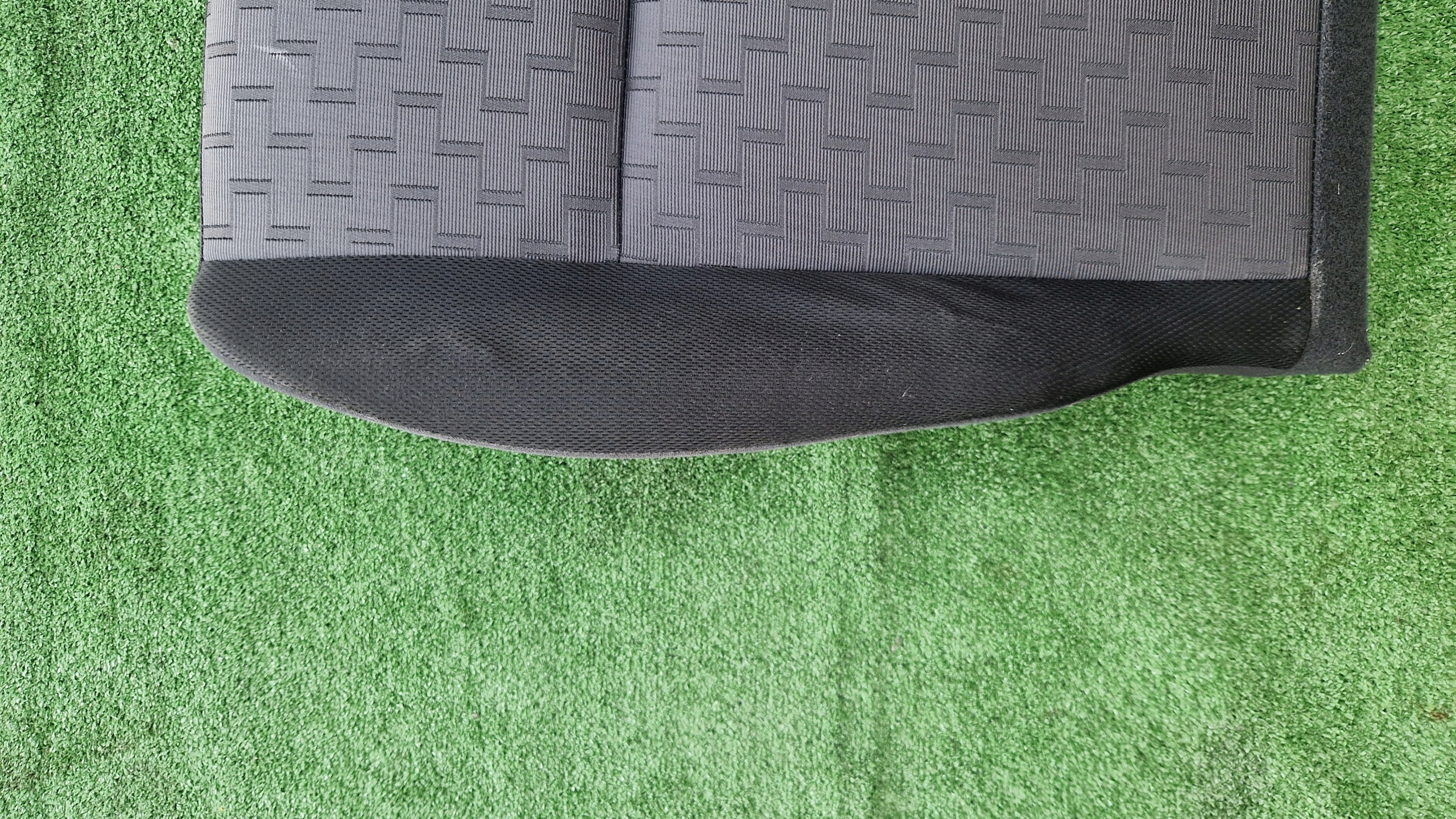 SIEDZISKO seat SUZUKI JIMNY left right 2009R