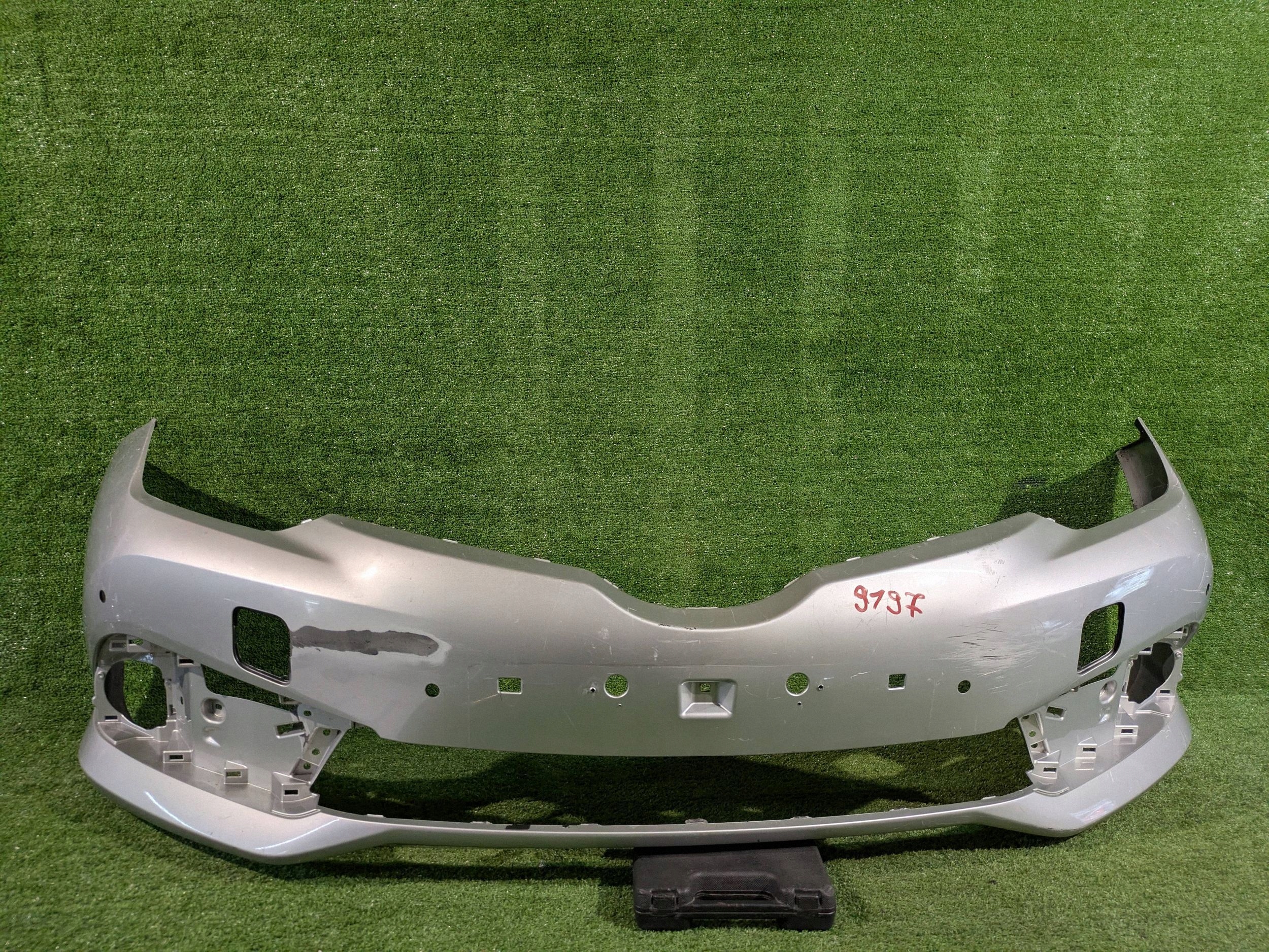 front bumper front TOYOTA AURIS II LIFT 15- NR.Z9197