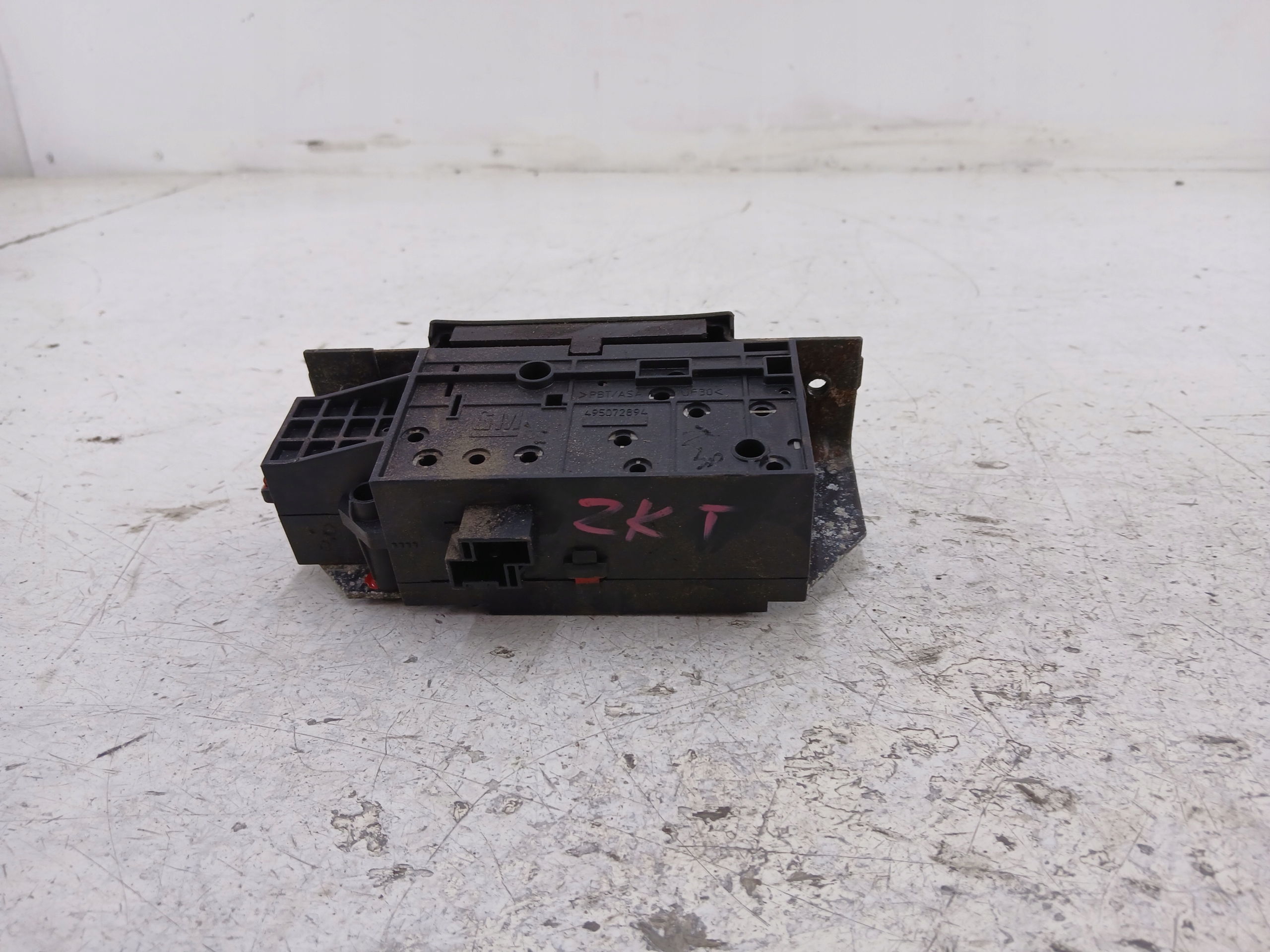 OPEL VECTRA C KOMBI lock bonnet boot