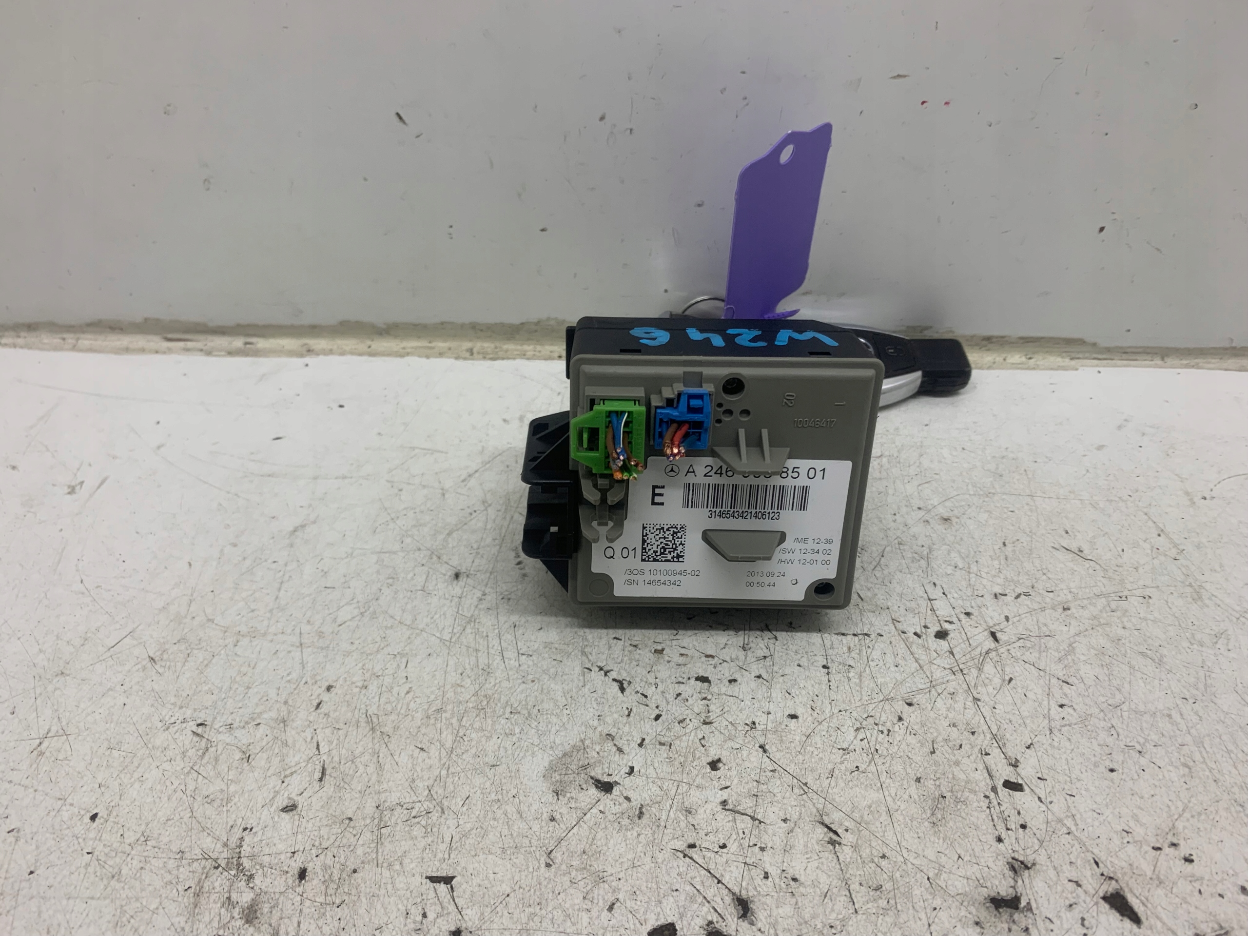 ignition 2X key A2469058501 MERCEDES B-KLASA W246 11-18