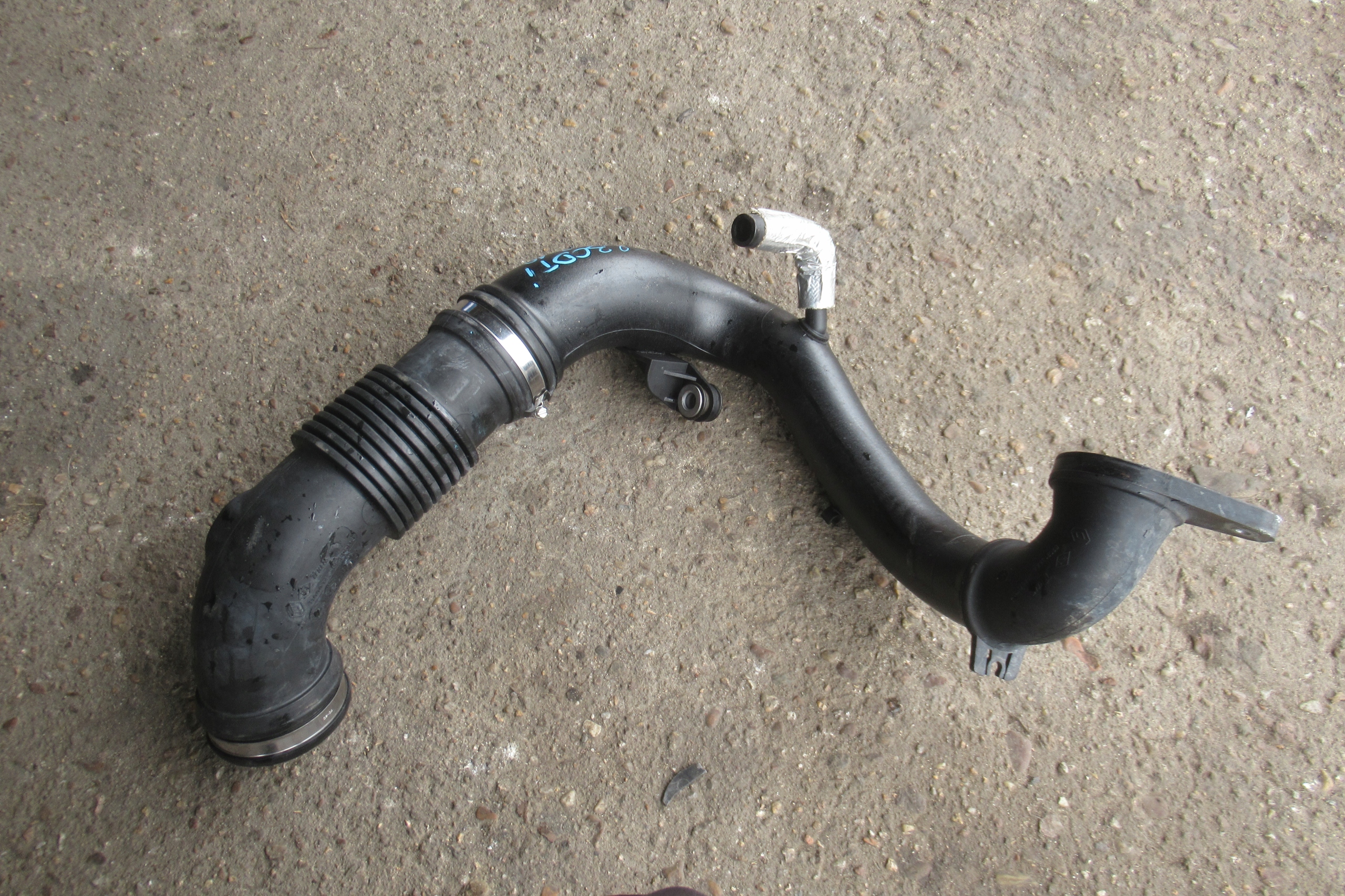 MASTER III MOVANO 2.3 DCI tuyau intercooler