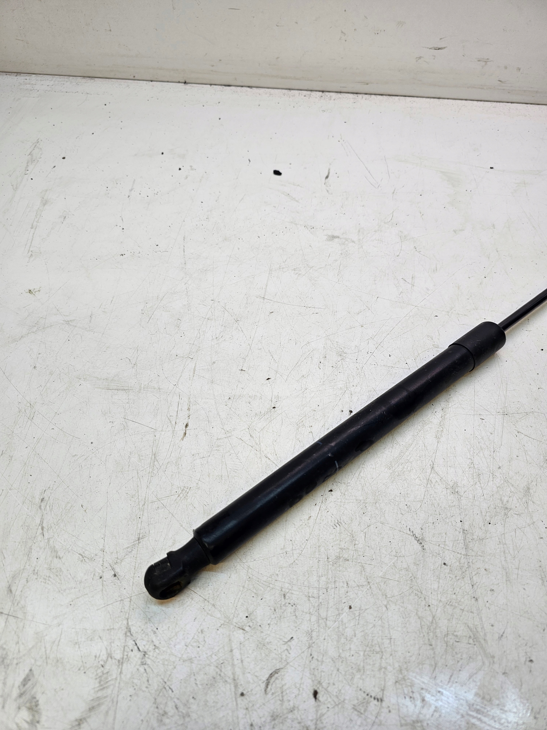 damper telescope bonnet rear part AUDI Q5 8R 8R0827552A