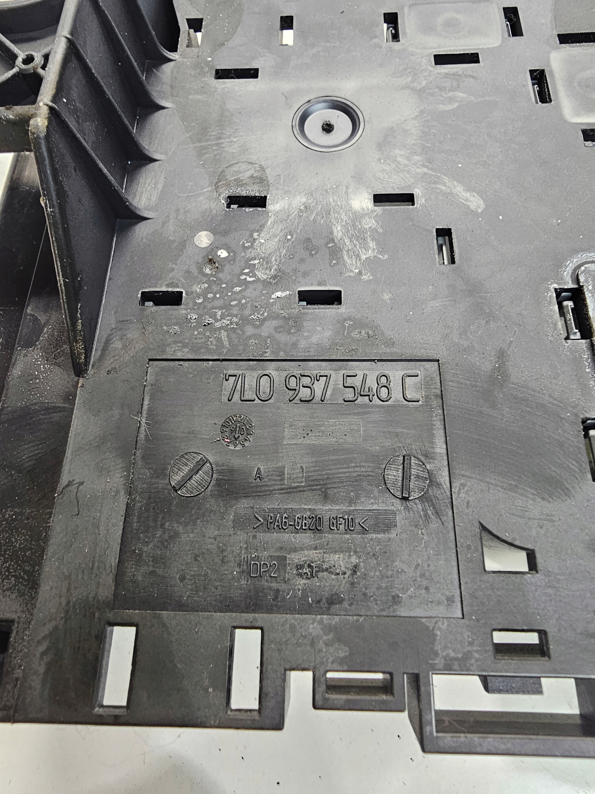 Module fusibles AUDI Q7 4L 7L0937548C