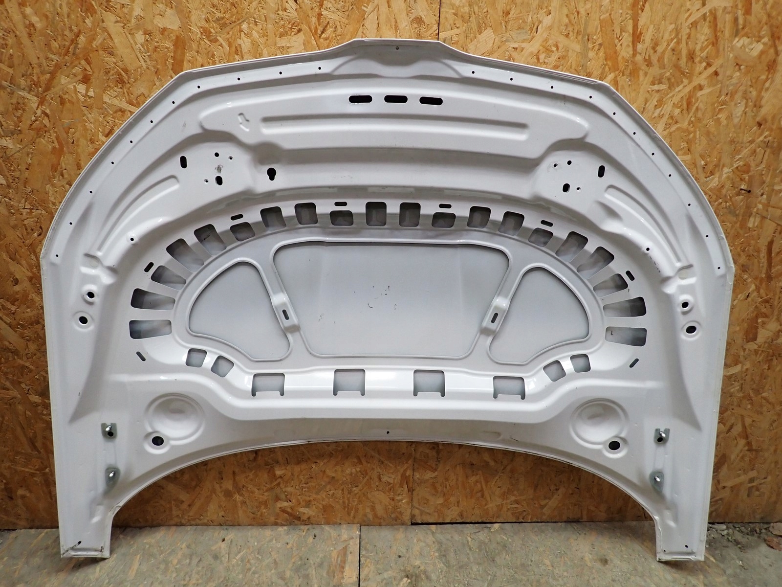 COFANO SKODA SCALA 657 NW1 2019- 657823031