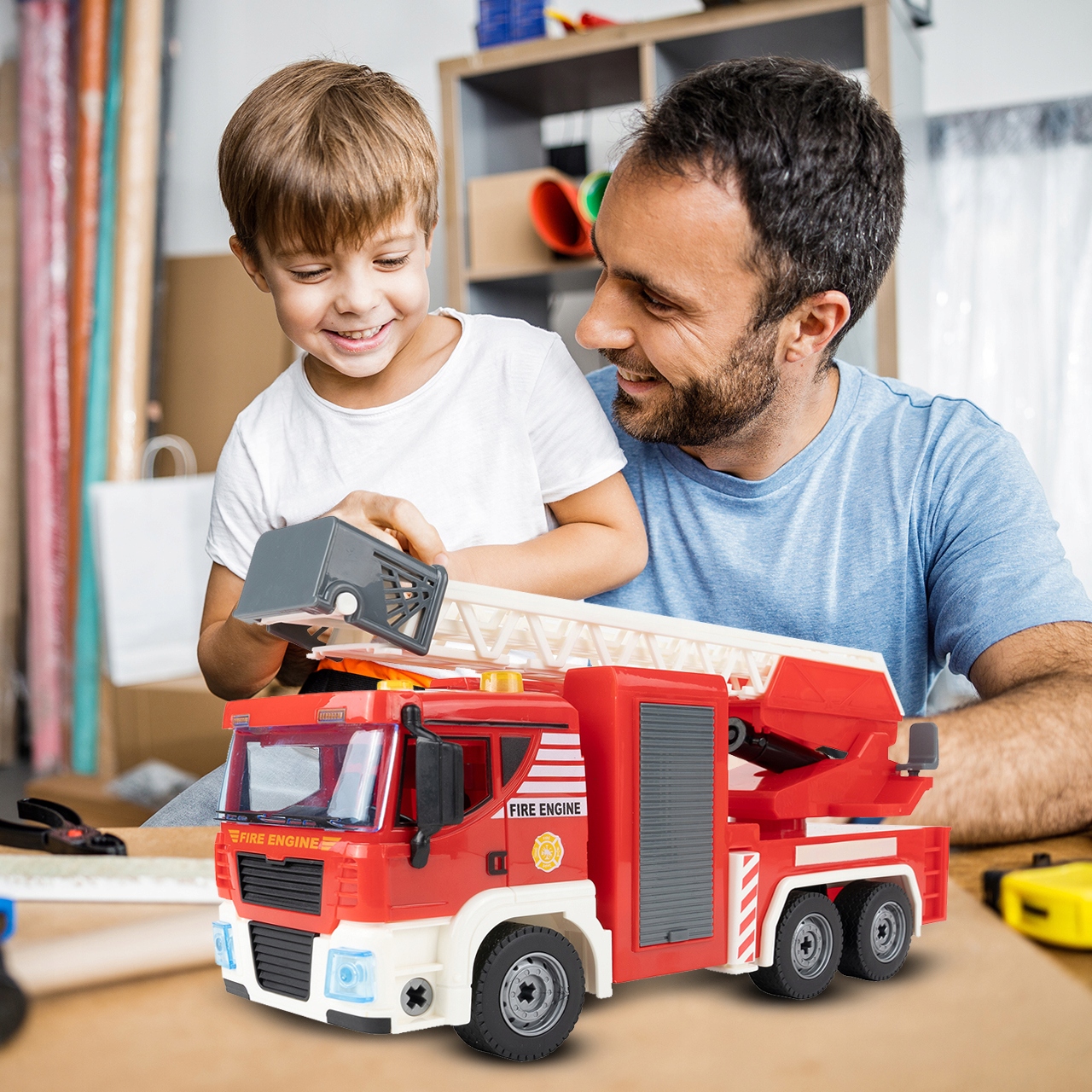 AUTO DO MONTAŻU STRAŻ POŻARNA 95 EL ŚWIATŁO DŹWIĘK Wysokość produktu 13 cm