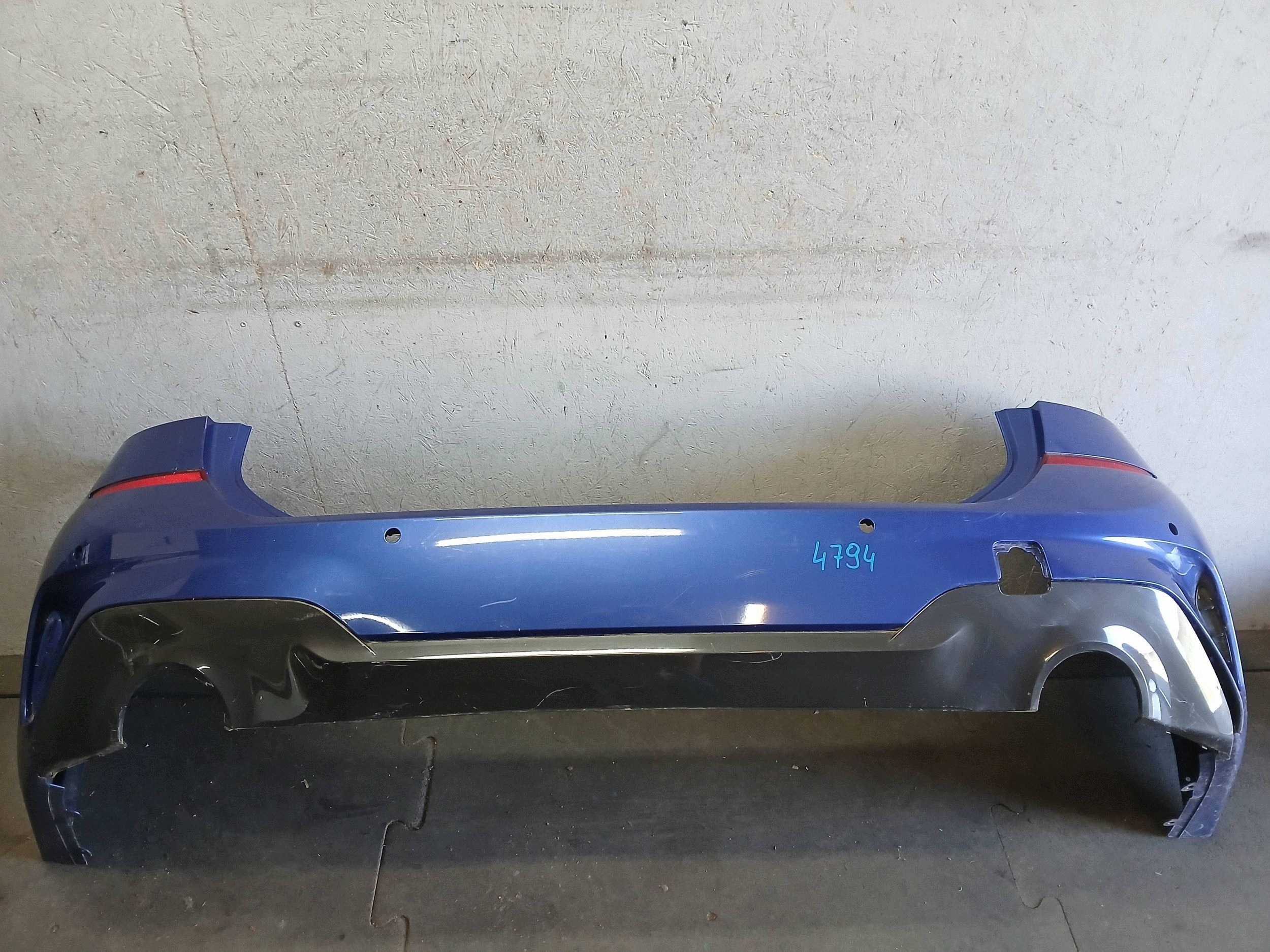 nárazník záď BMW III 3 G21 M PAKIET