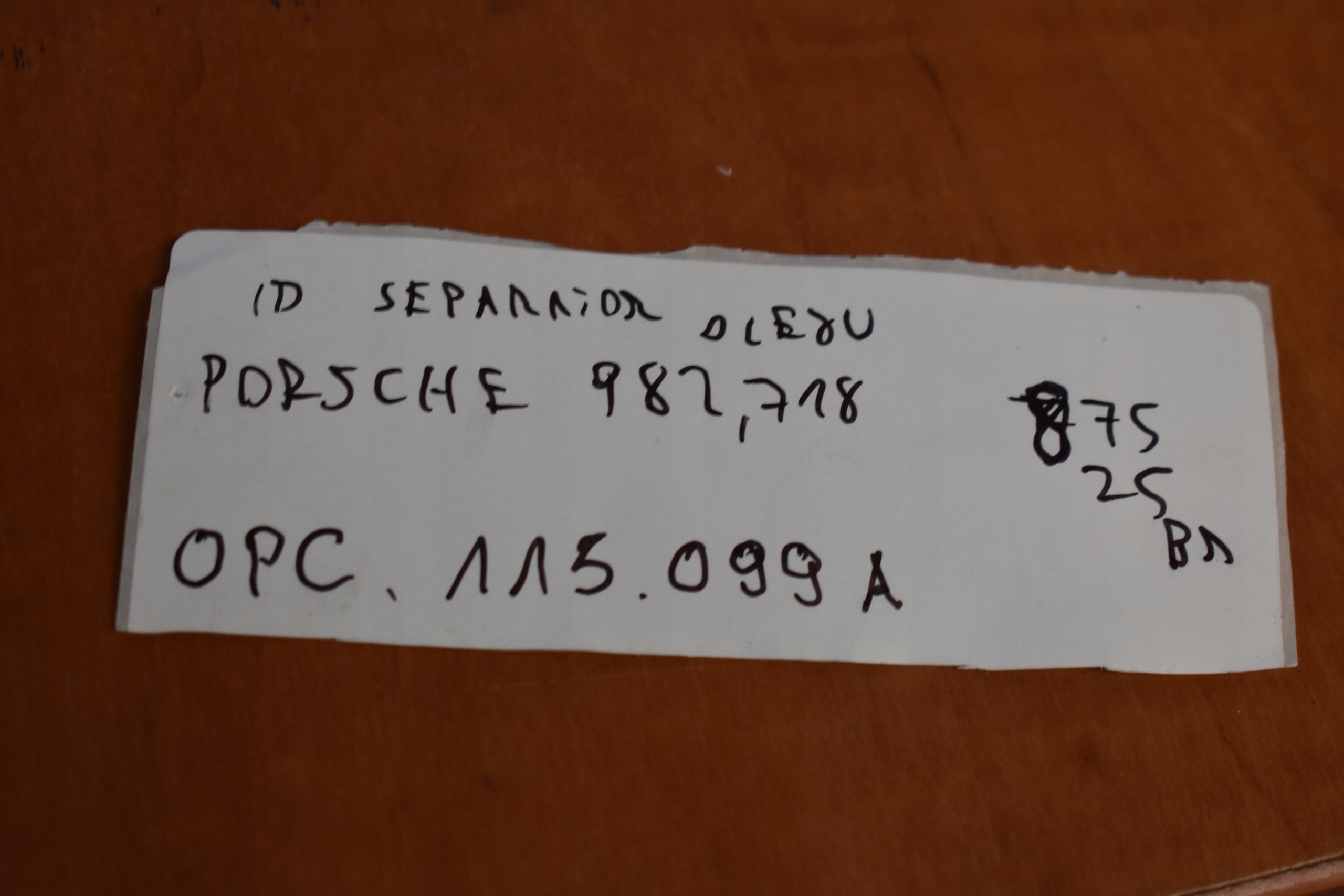IDEALNY SEPARATOR olio PORSCHE 982 718 1