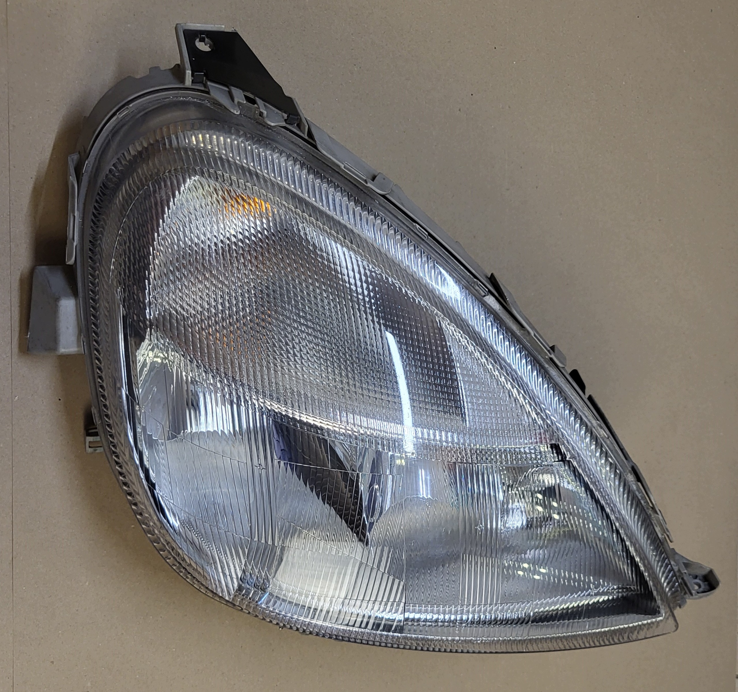 light REFLEKTOR right front MERCEDES A W168 A1688201061 original EUROPA