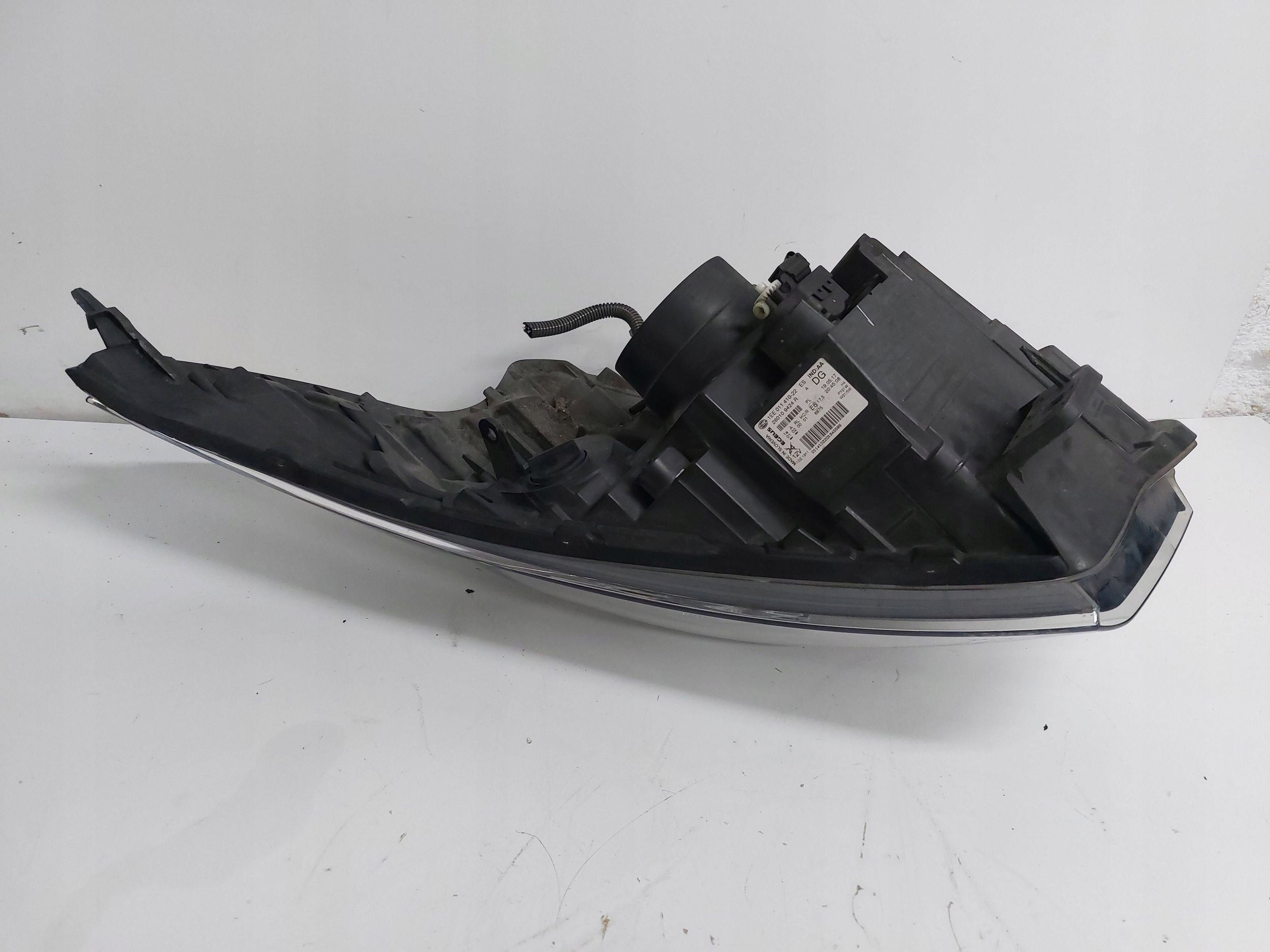 RENAULT TRAFIC III 3 14r> light right front front 260109424R EUROPA