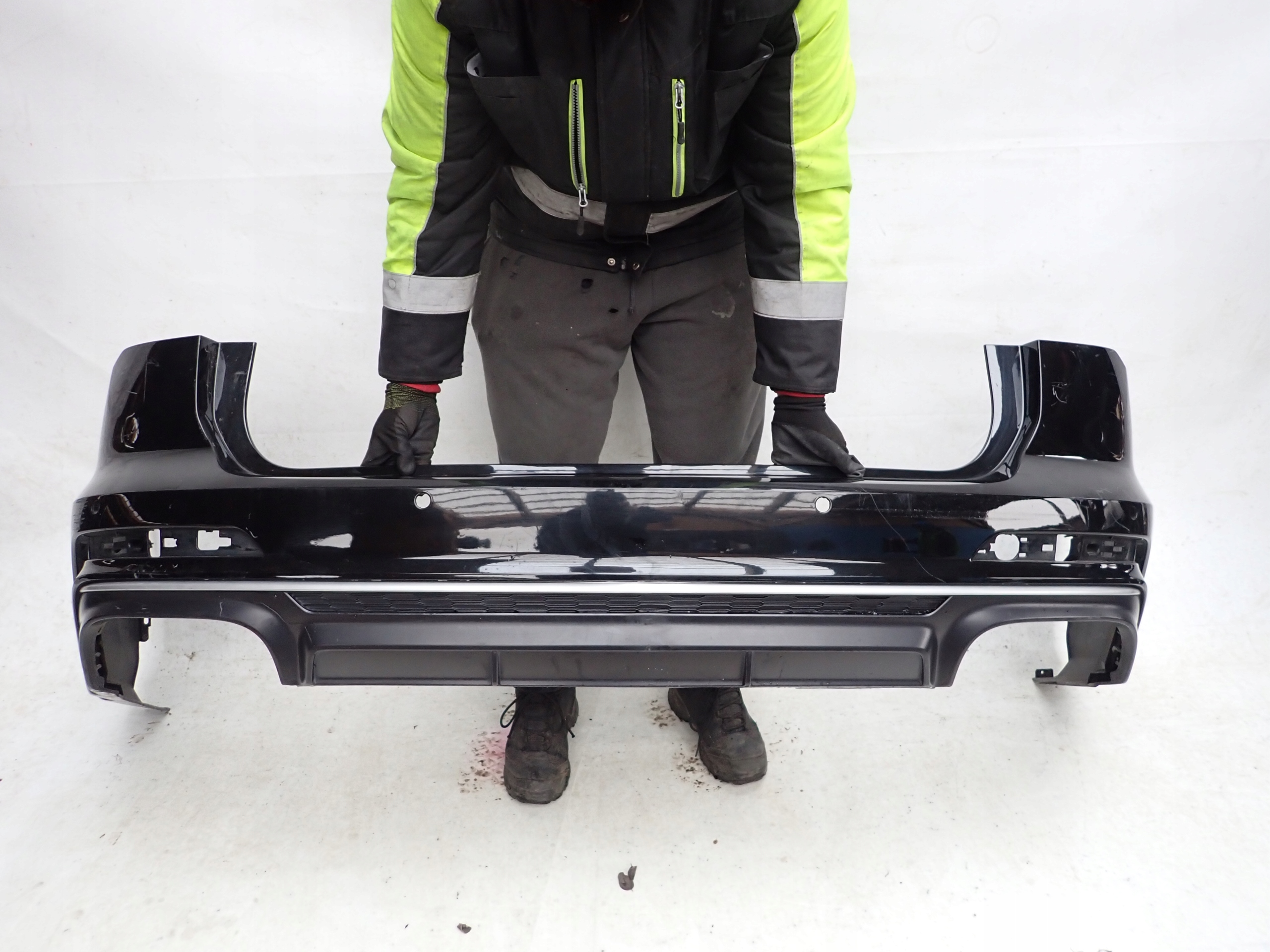AUDI A6 S6 C8 4K 18- S-LINE KOMBI bumper rear part rear PDC