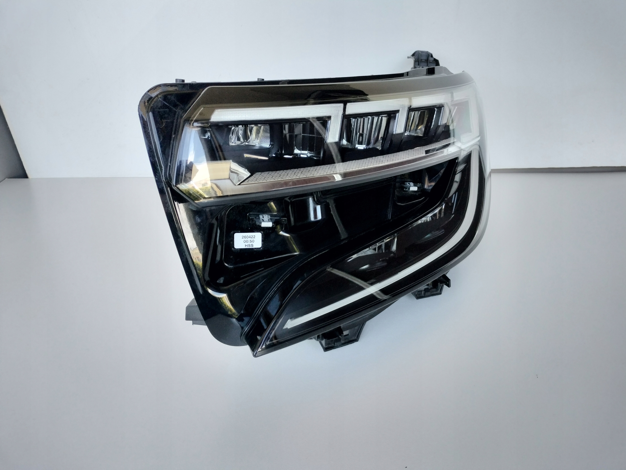 фара левая renault AUSTRAL 23- full led