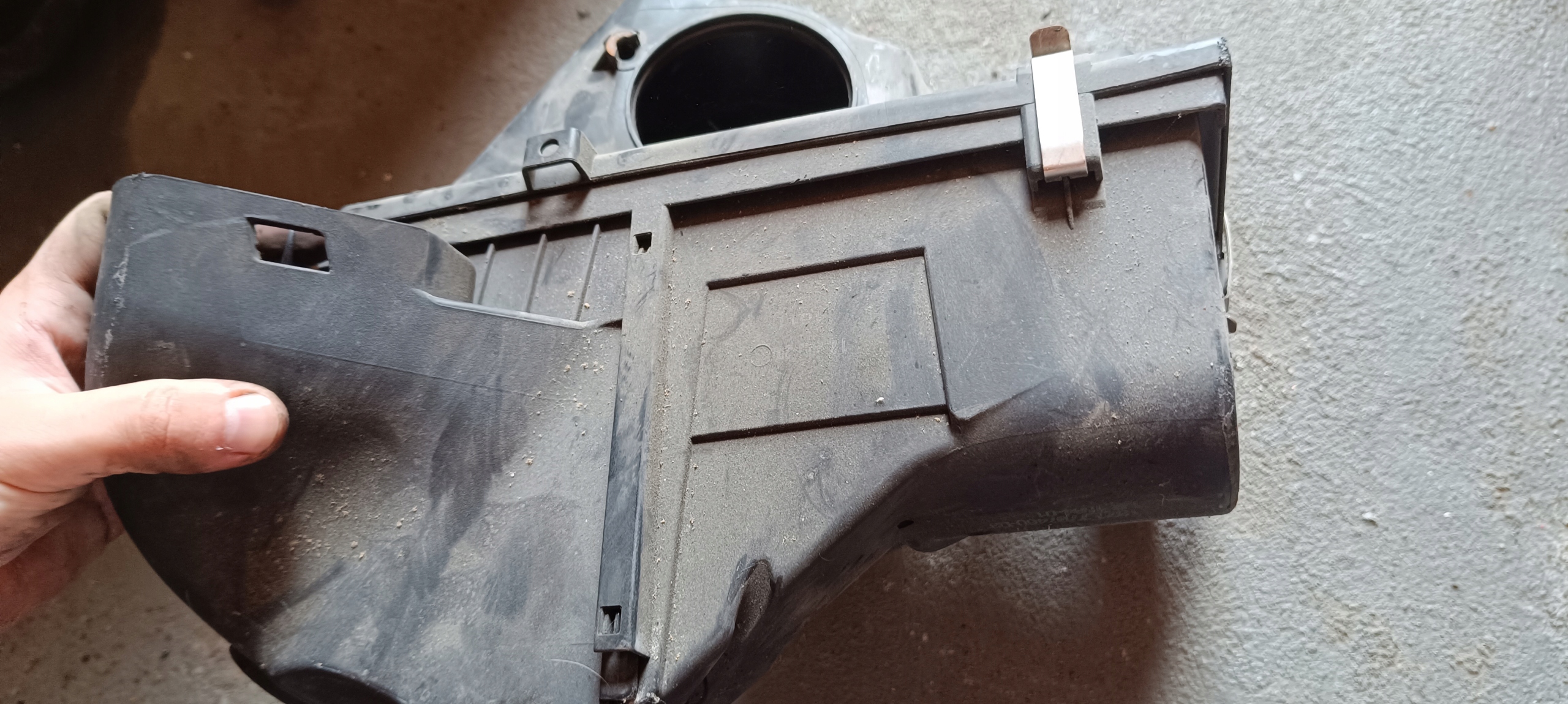Gehäuse filter luft BMW E90 E92 E81 7797460
