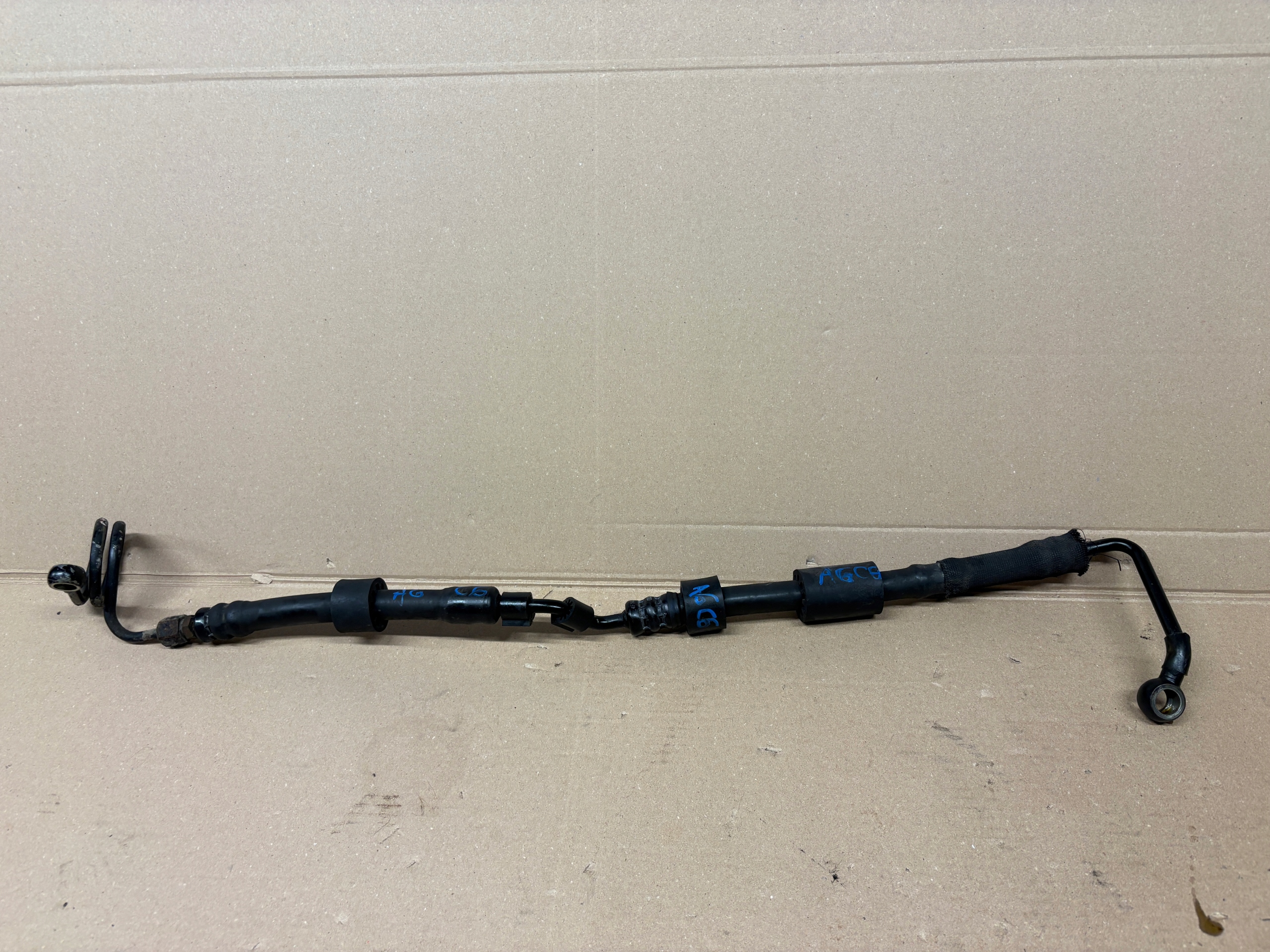 AUDI A6 C6 Schlauch der Lenkung 4F1422893L