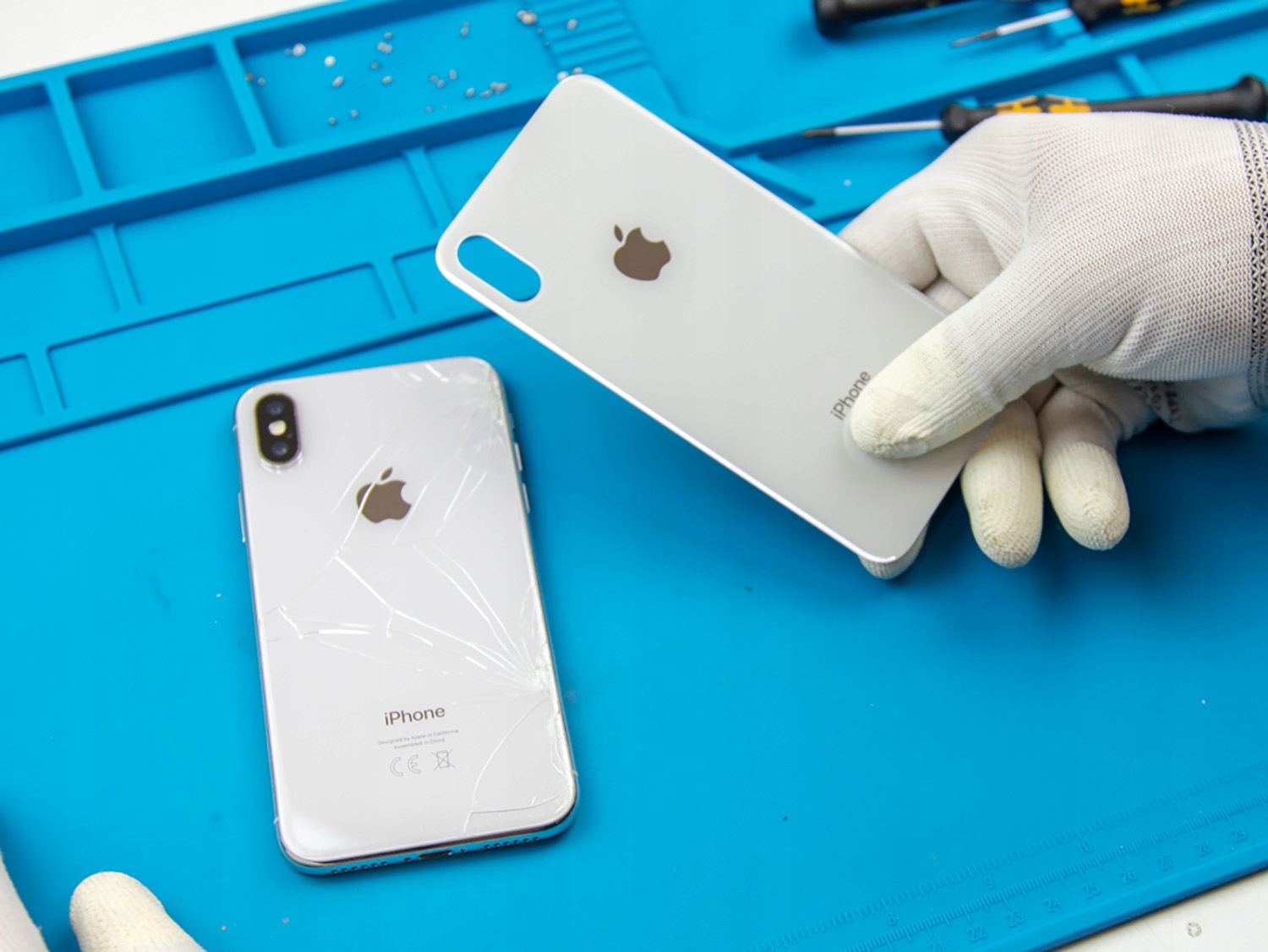 iPhone 14 Pro Wymiana głośnika rozmów naprawa głośnik Serwis Apple Pasuje do marki Apple