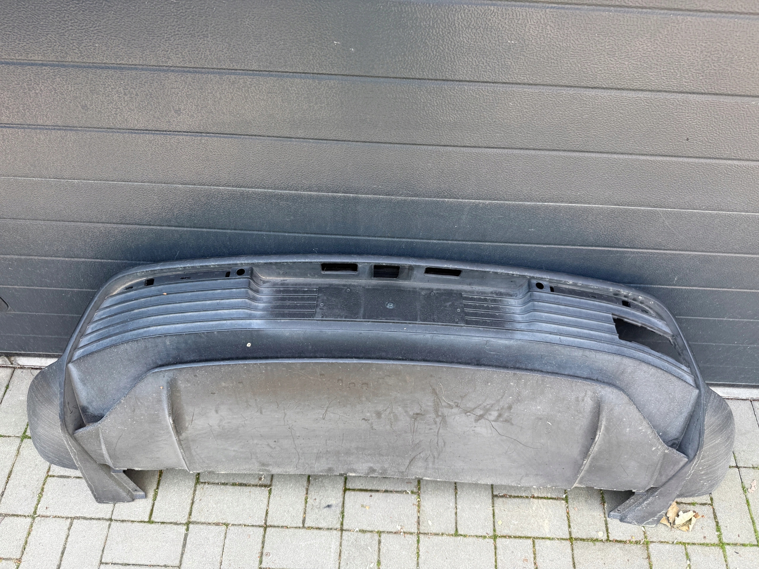 PORSCHE TAYCAN Diffuseur Pare choc Arrière 9J1807983F