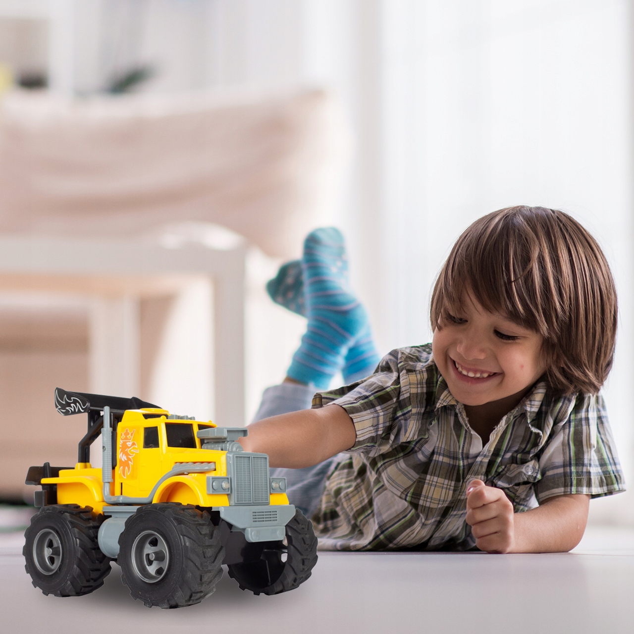 AUTO TERENOWE MONSTER TRUCK 1:16 ŚWIATŁO DŹWIĘK Marka MalPlay