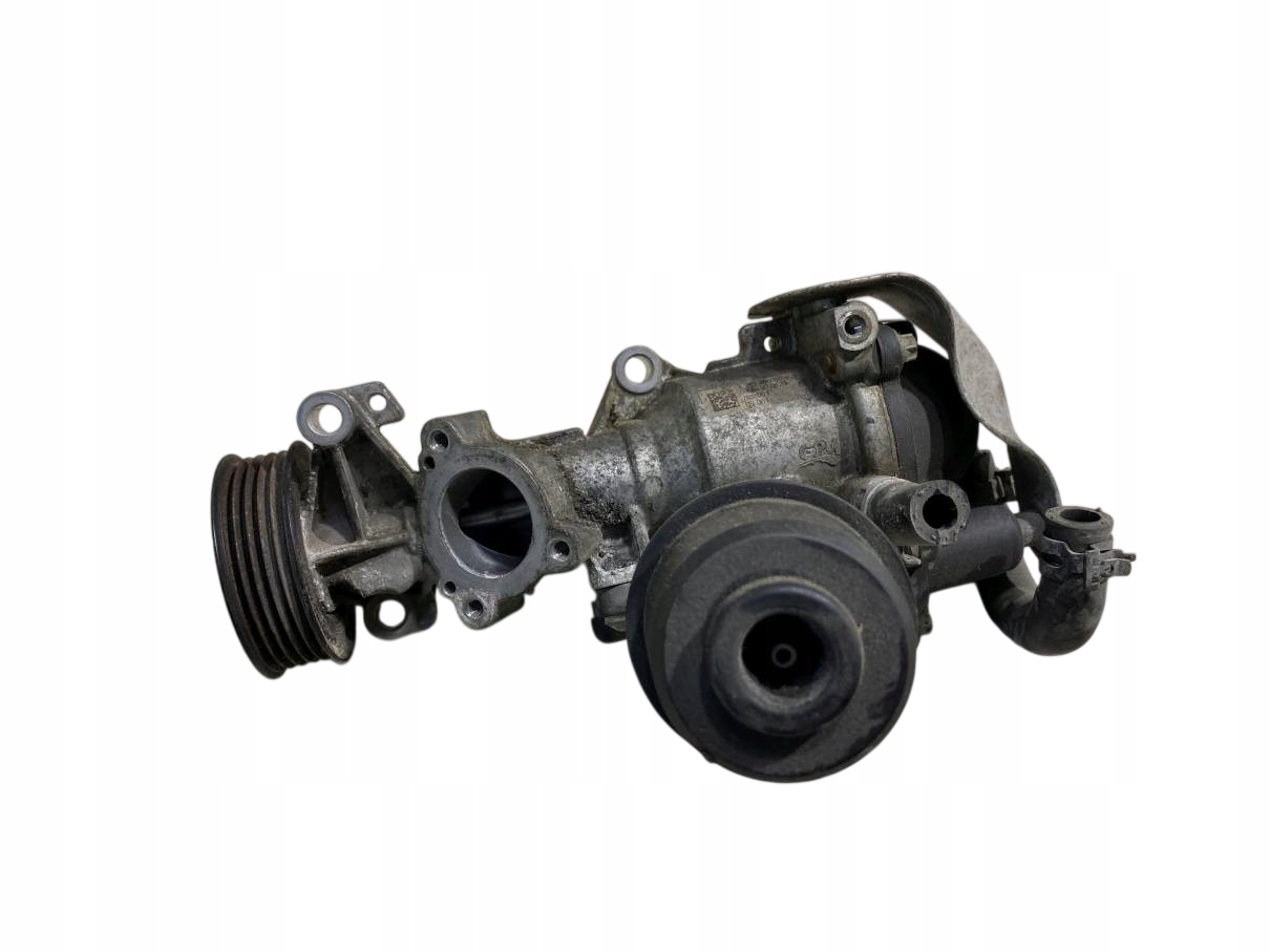 water pump W176 FL 1.6 A2702000000 015001803RT