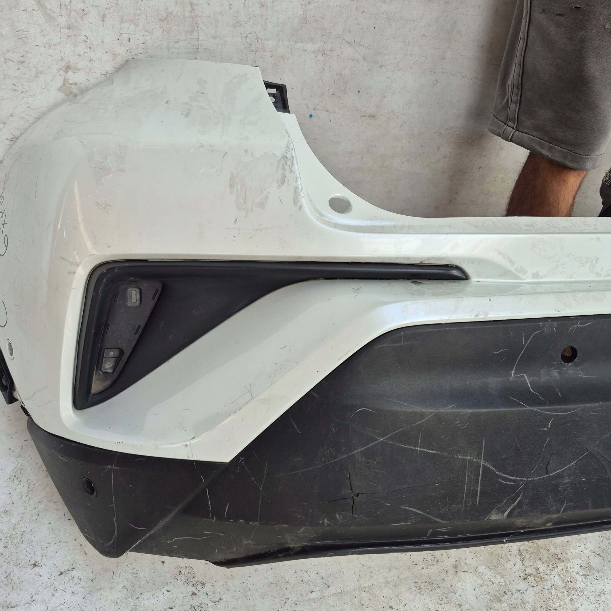 TOYOTA C-HR e 1 16-19 Paraurti posteriore posteriore 6XPDC
