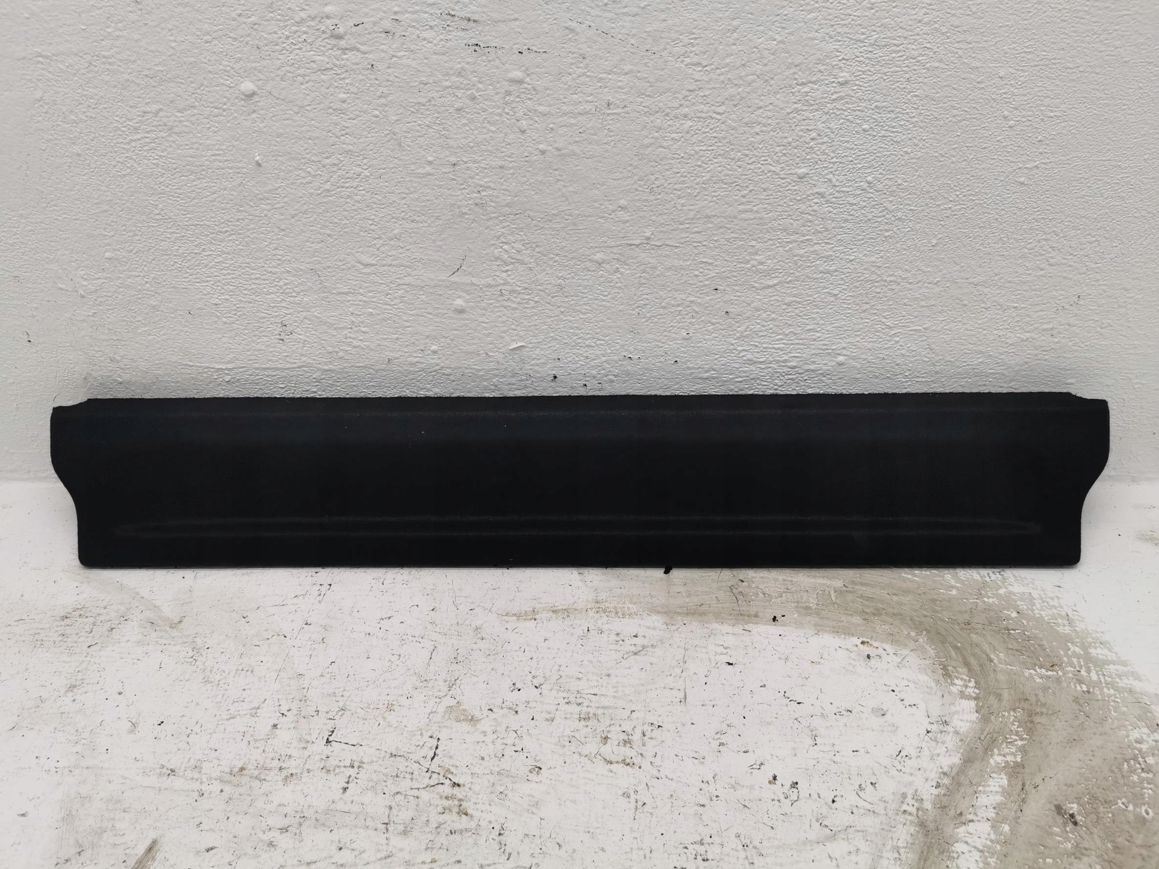 plato boot rear BMW X1 E84 / LCI 09-15