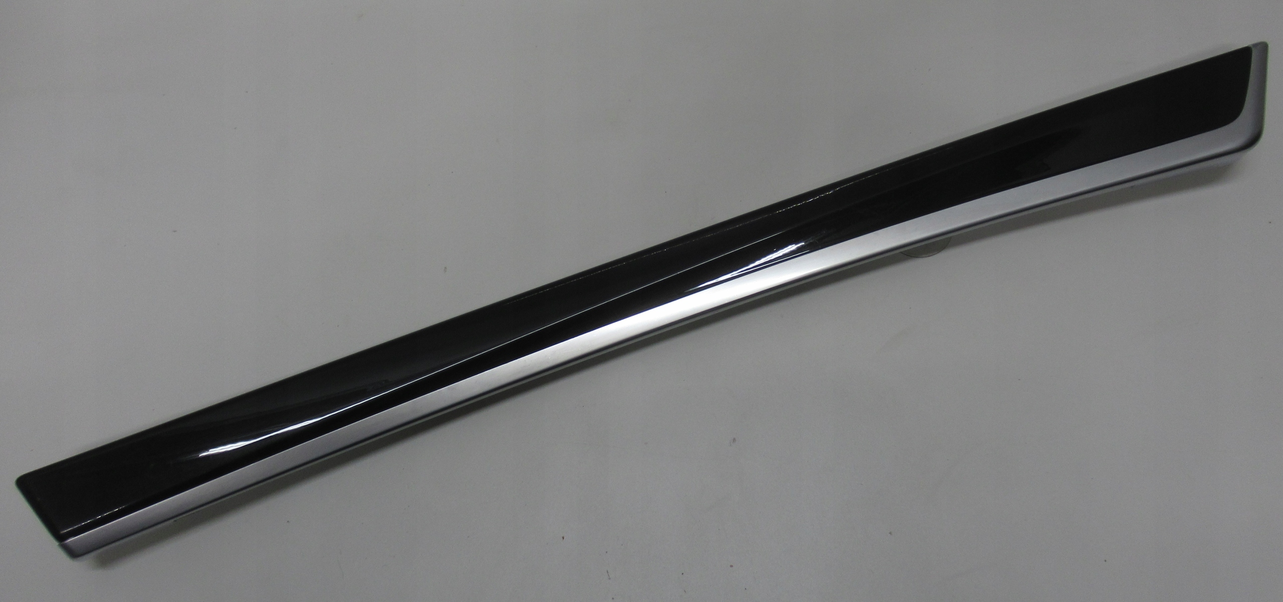 BMW 5 F10 2012R decorative trim left front 9171781