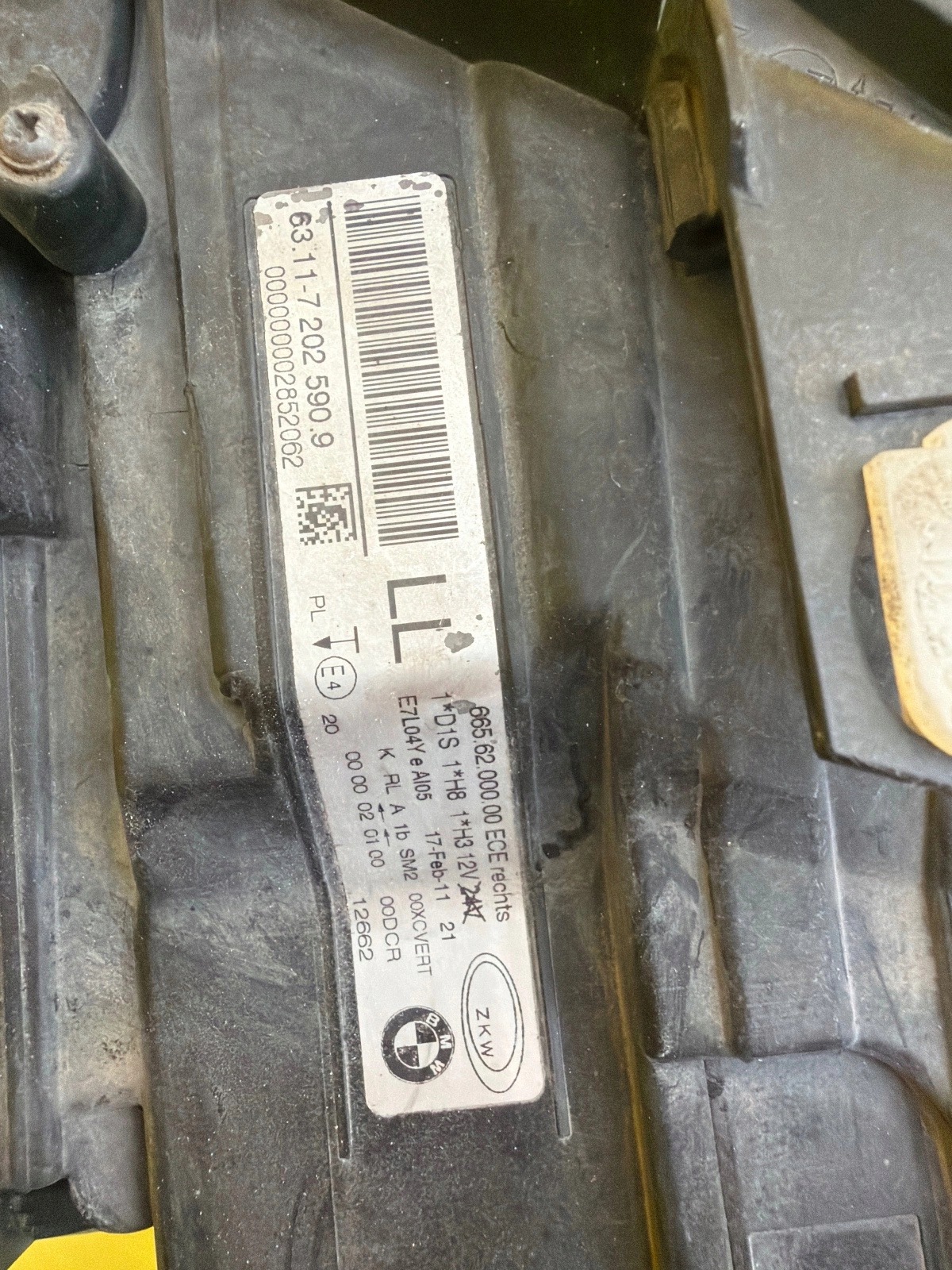 light right BMW 3 E90 E91 Lift LCI Xenon Dynamic Skretna 7202590