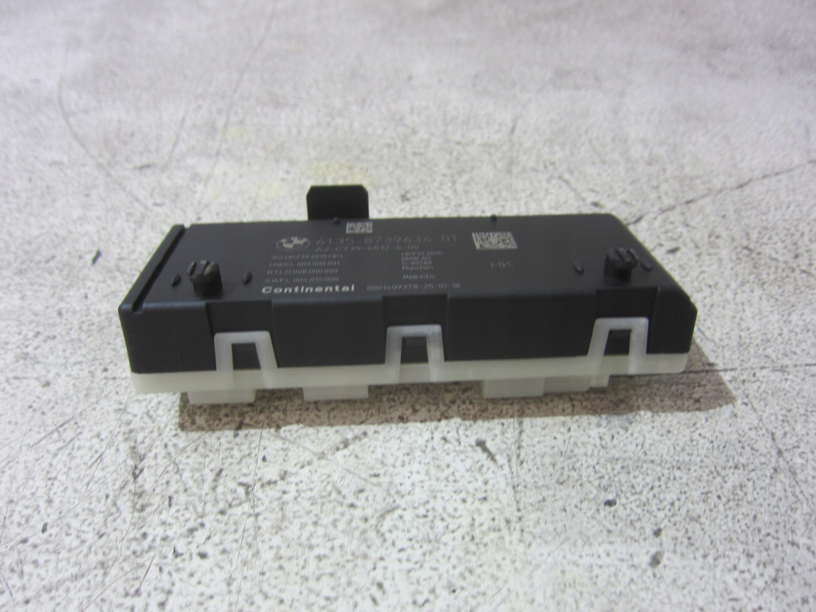 BMW X3 G01 G11 G30 8739634 61358739634 control unit bonnet boot module