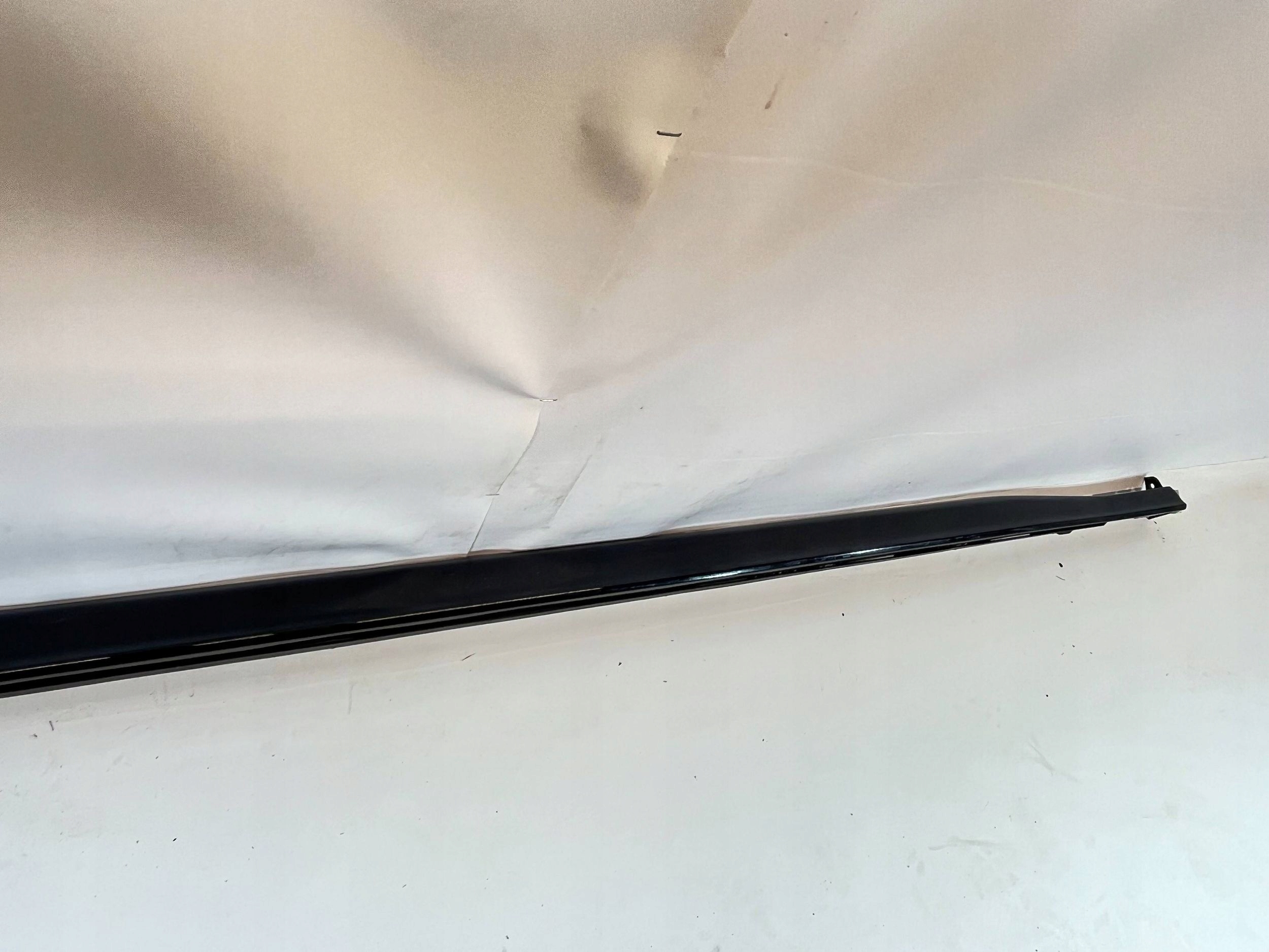 moulding threshold right side Volkswagen Golf VIII 5H0853288A