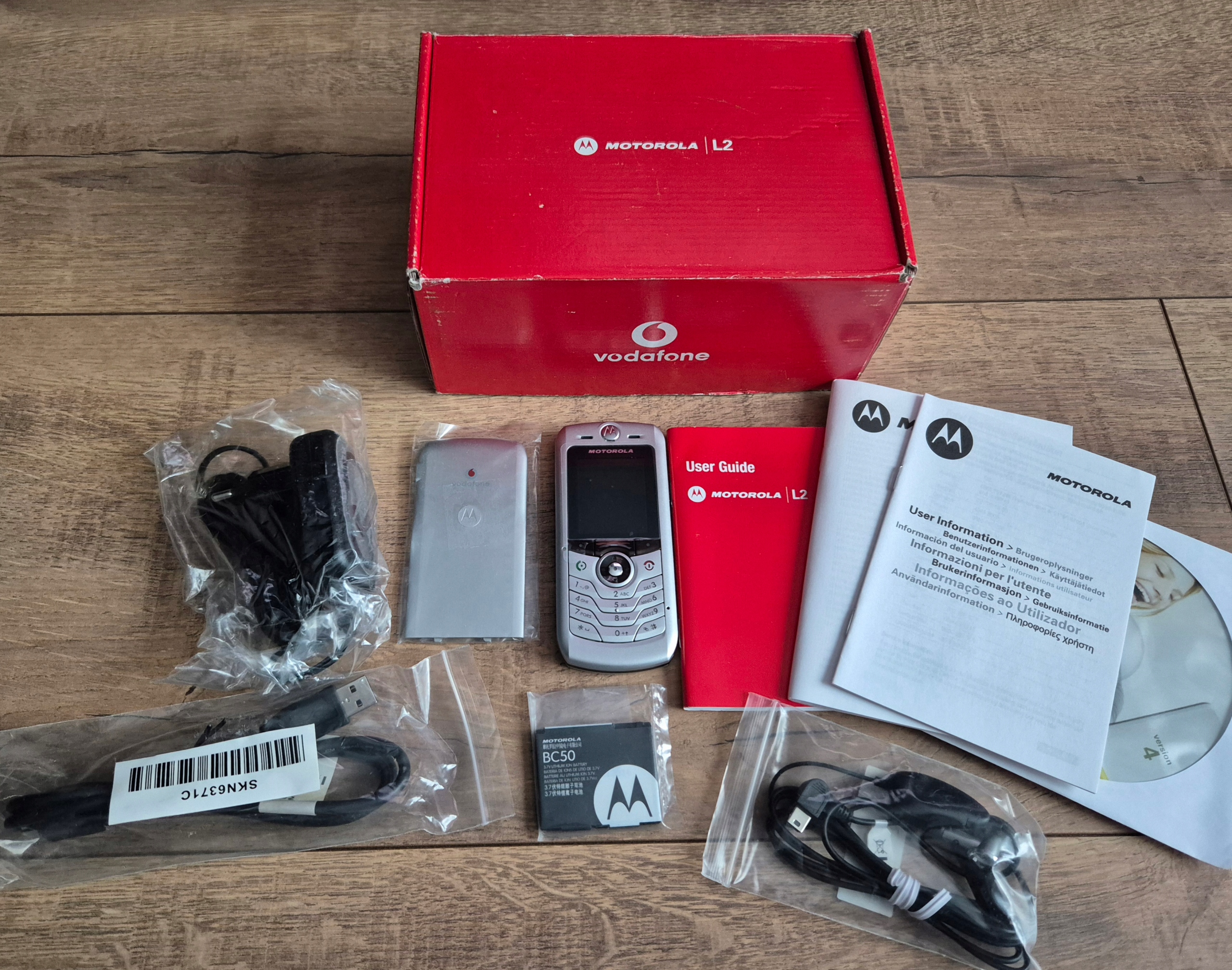 Motorola L2 Silver Komplet Nowy Unikat Folie Jedyna Taka!