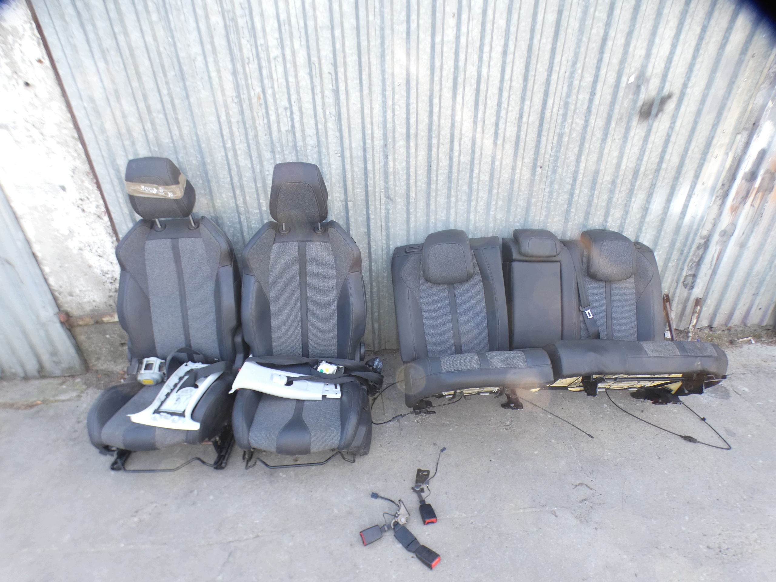 Sitze Halbleder PEUGEOT 3008 II