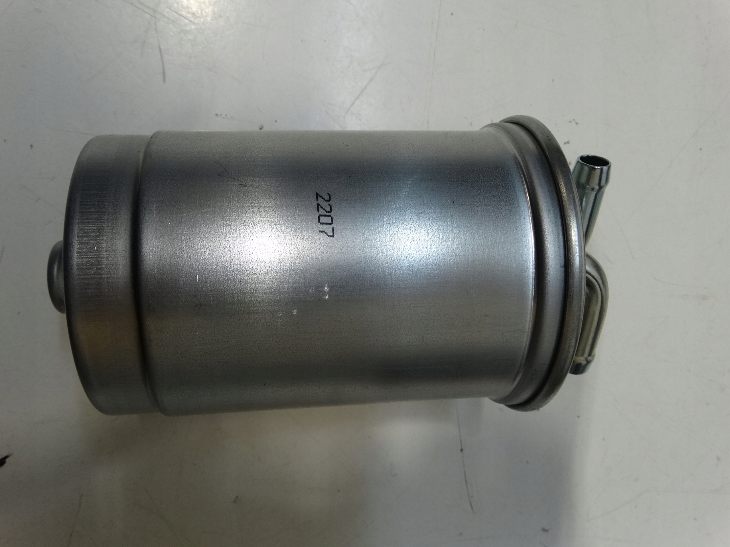 FILTER des Kraftstoffsbehälters DENCKERMANN A12 0352