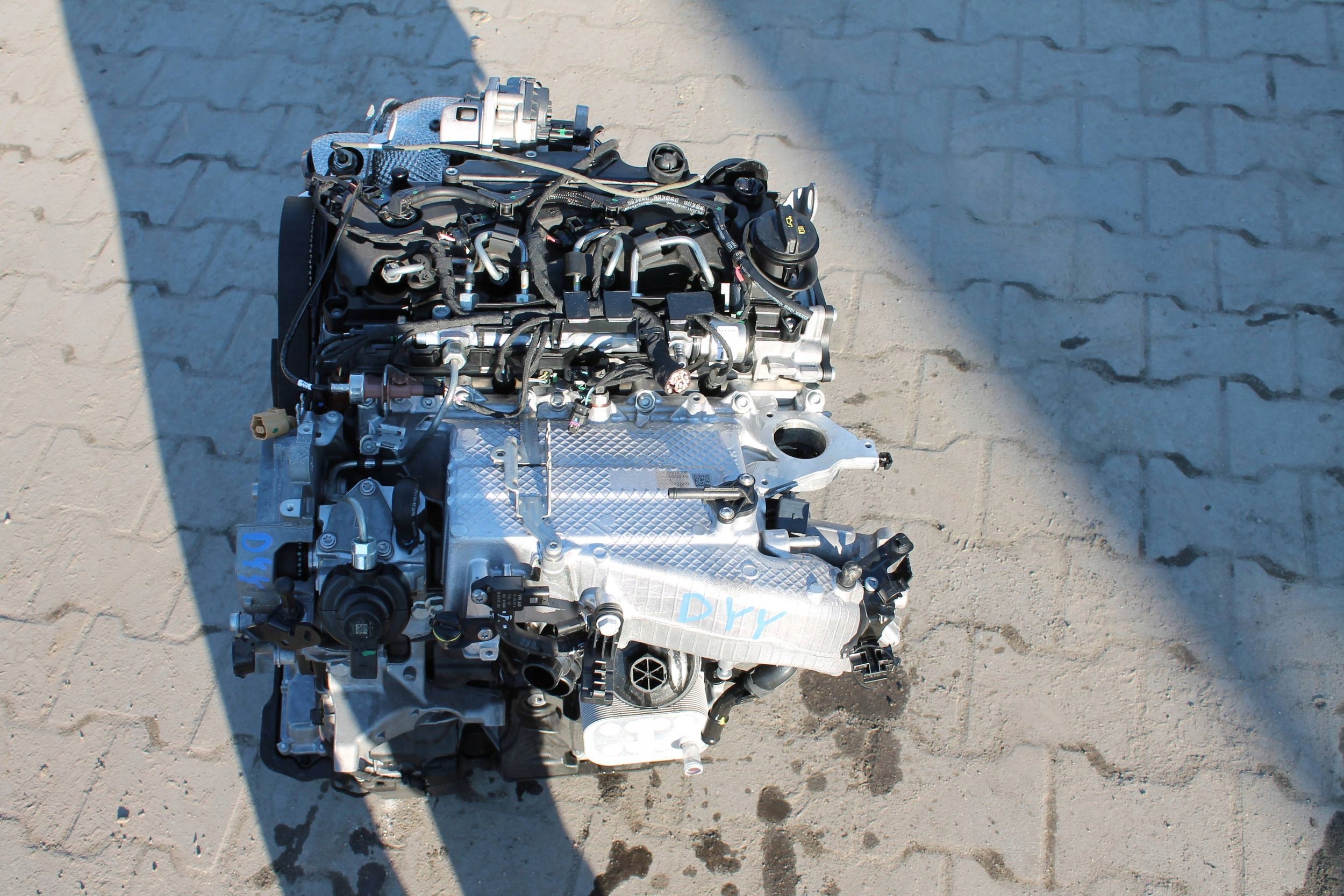 engine complete VW 2,0 TDI DYY 8 TYSKM