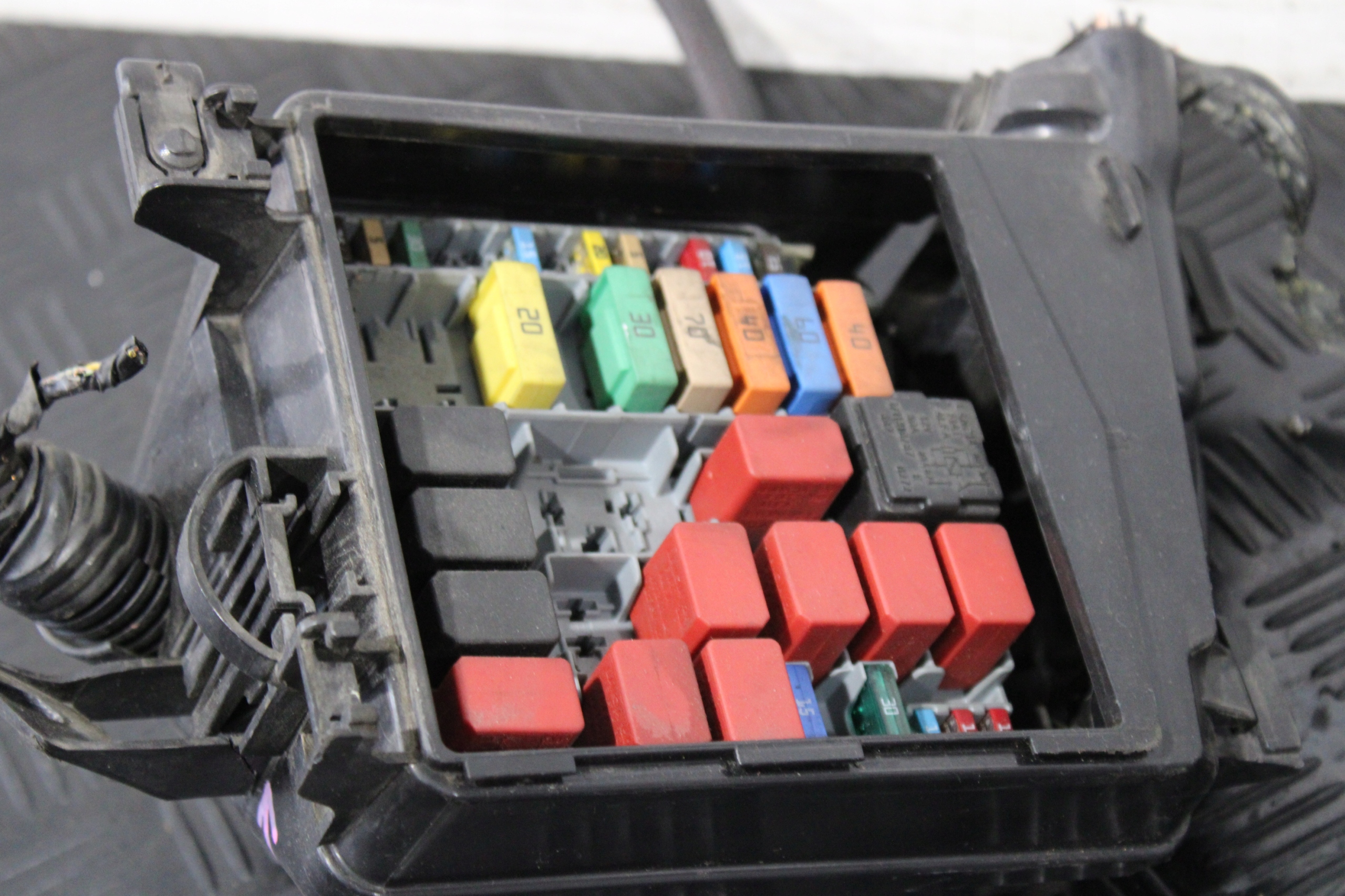 Module fusibles Boîte FIAT 500