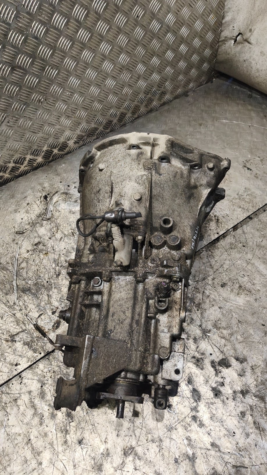 getriebe BMW E39 520i 220022598