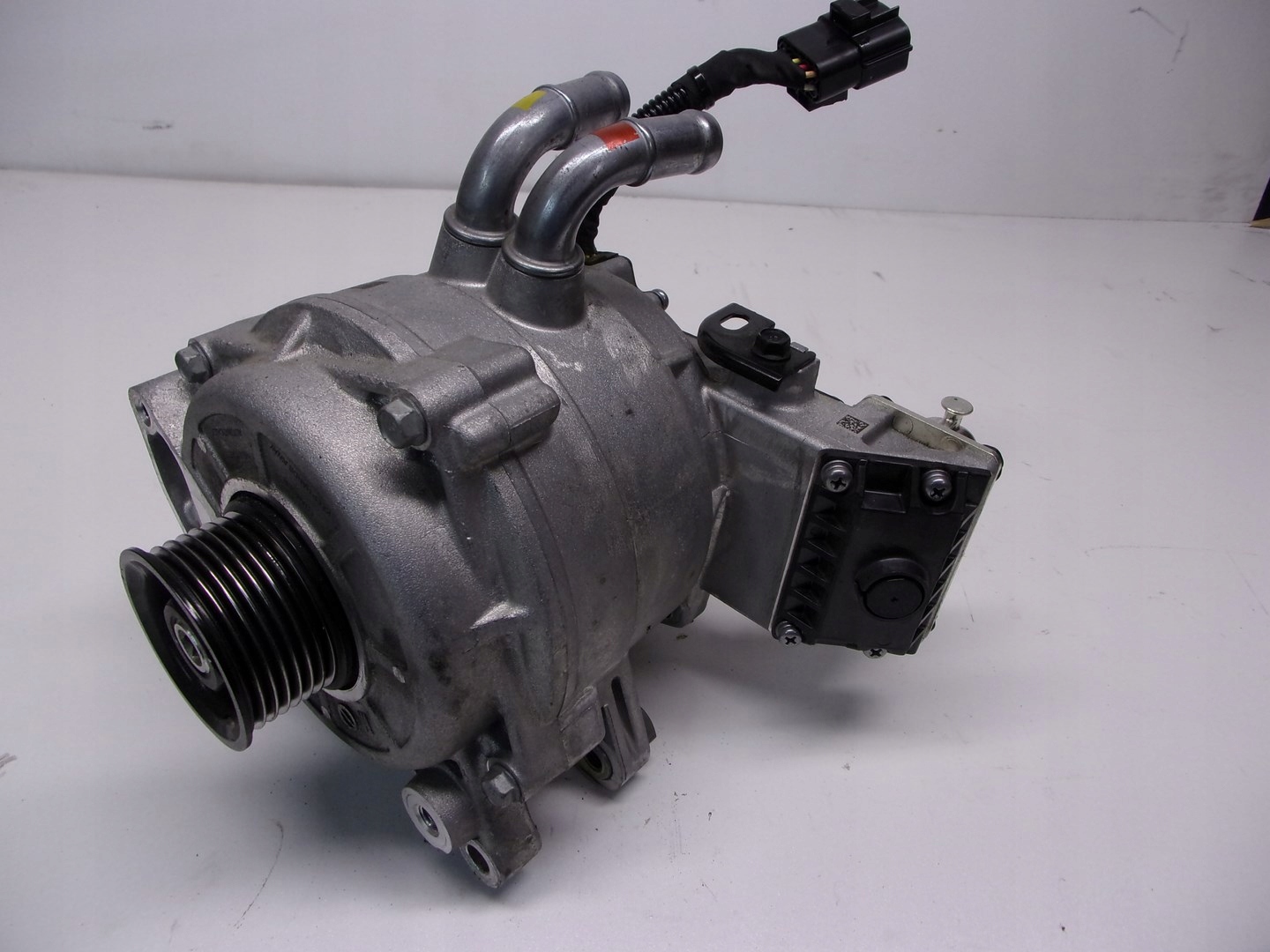 Alternator KONA NIRO 1,6 HYBR 37390-03900