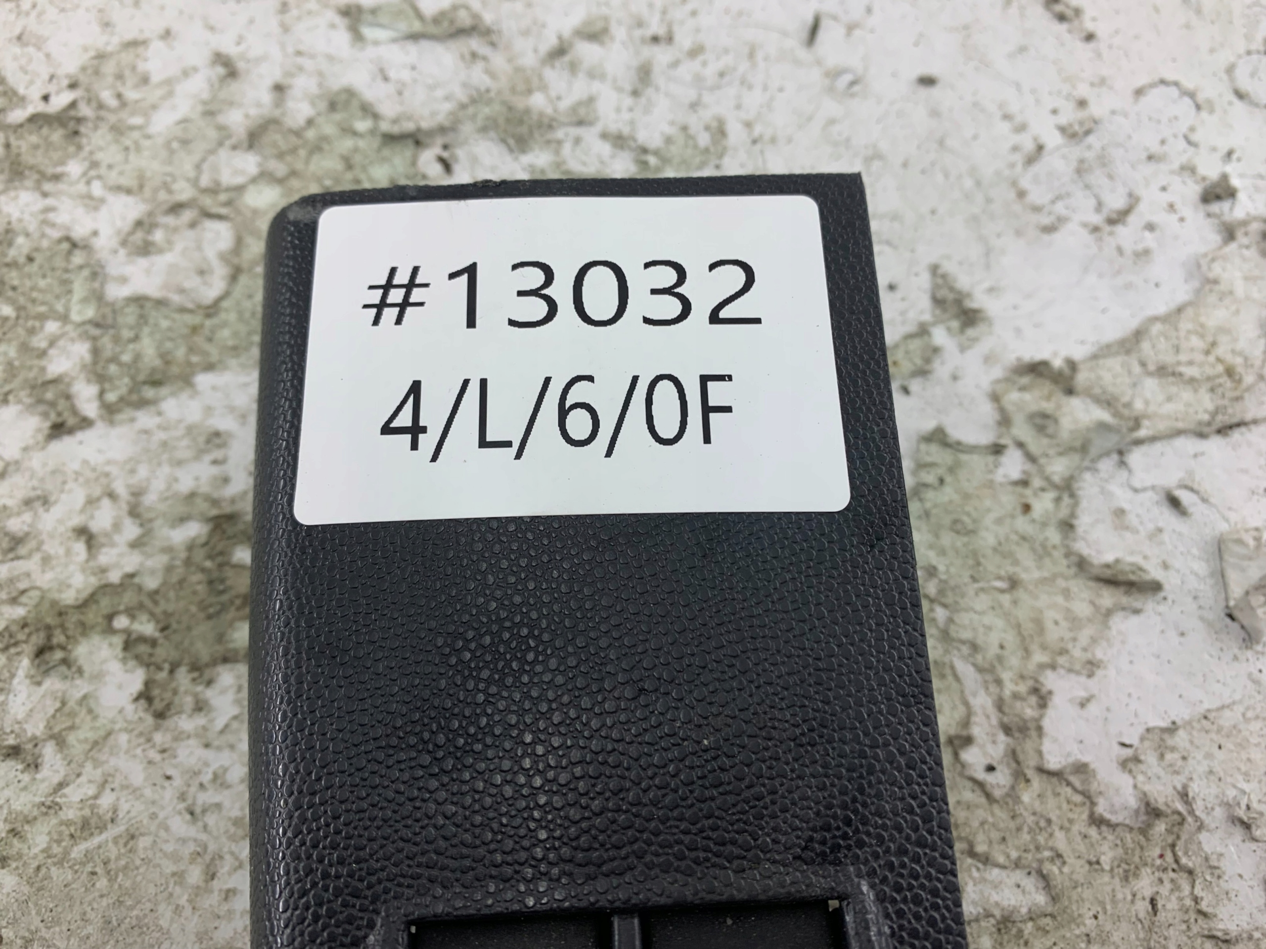 SKODA FABIA PANEL window control switch driver´s left front 6Y0959857
