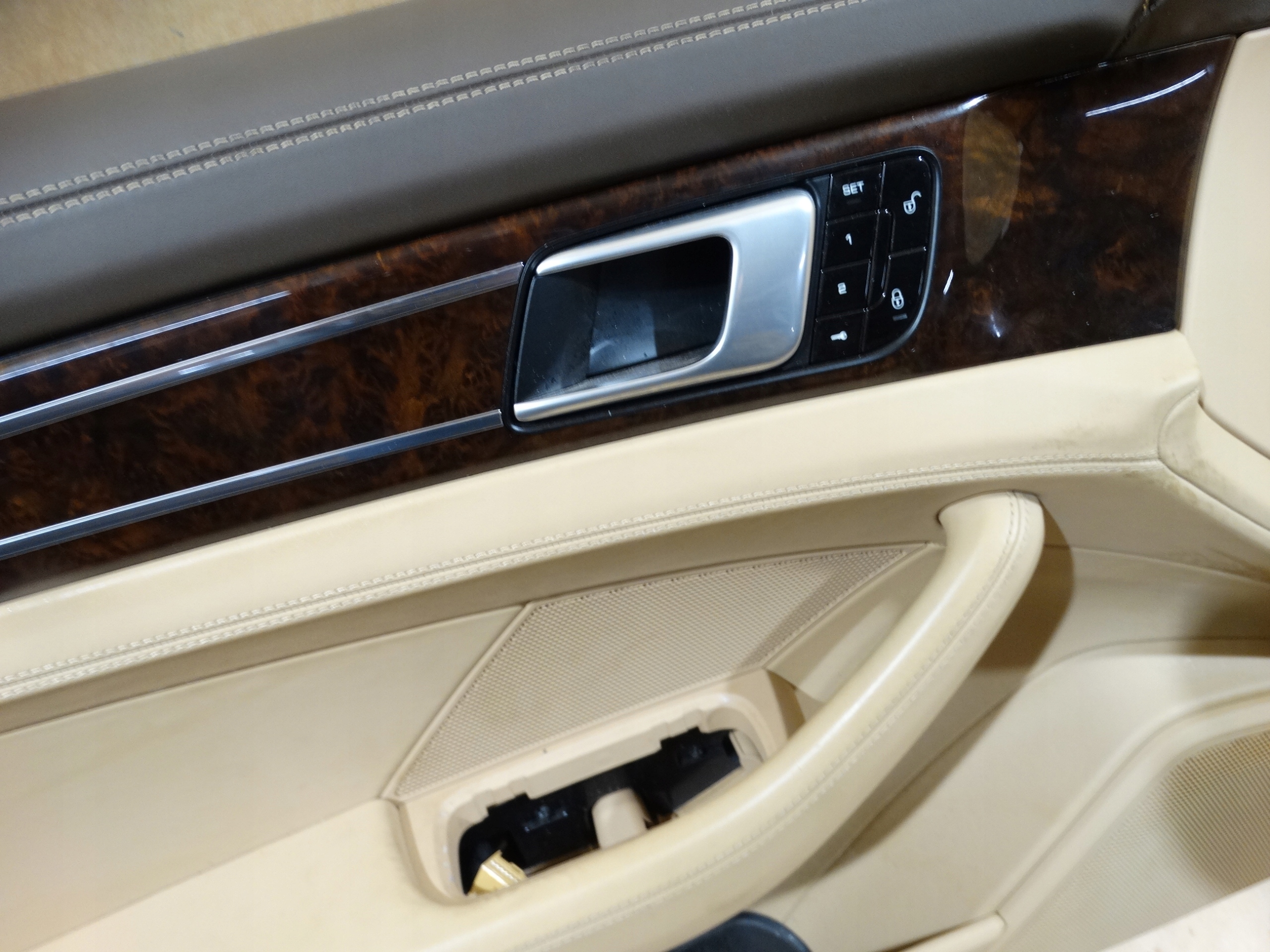 side door front left PORSCHE PANAMERA 971 1