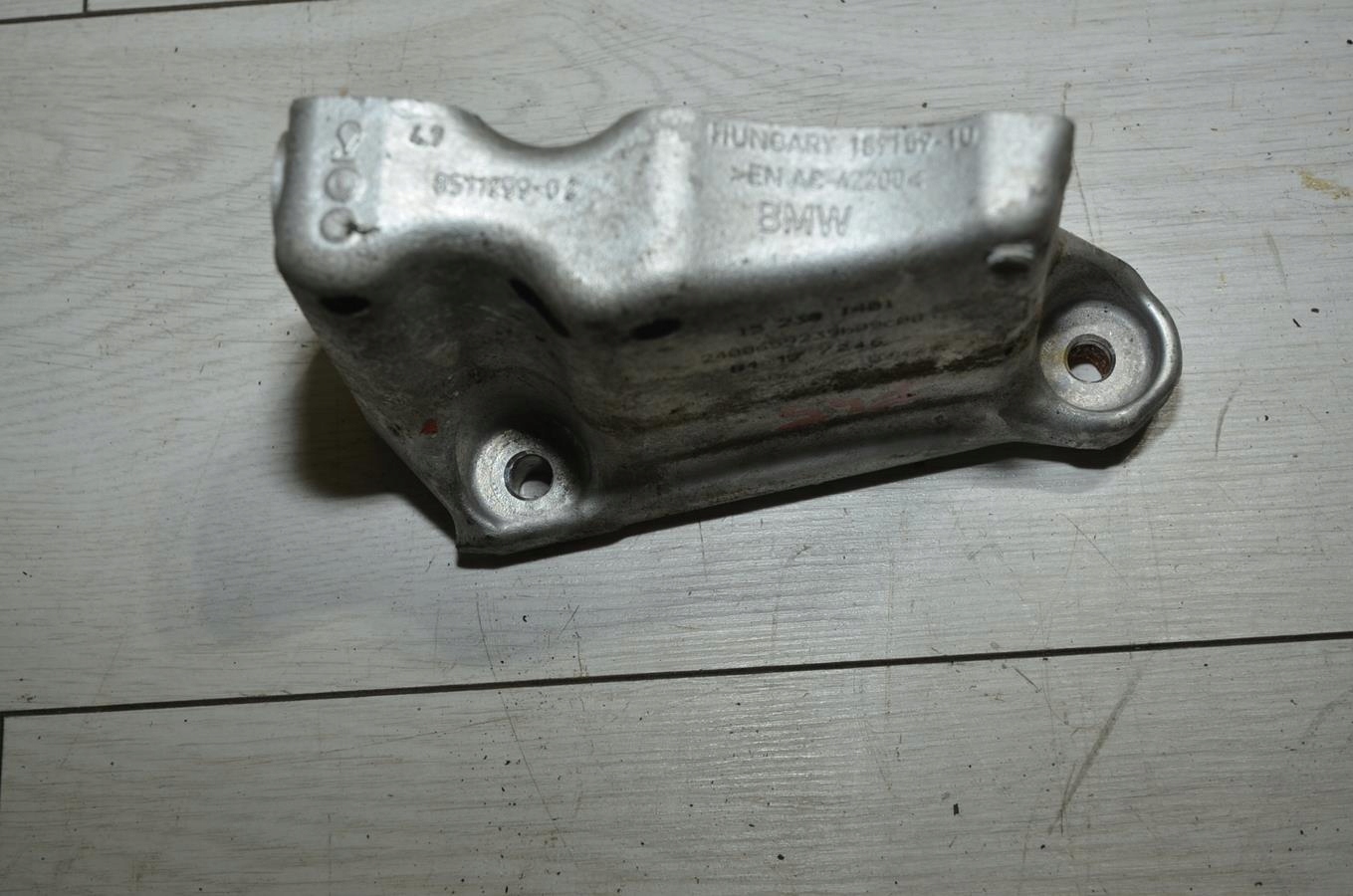 engine mount BMW F45 1.5