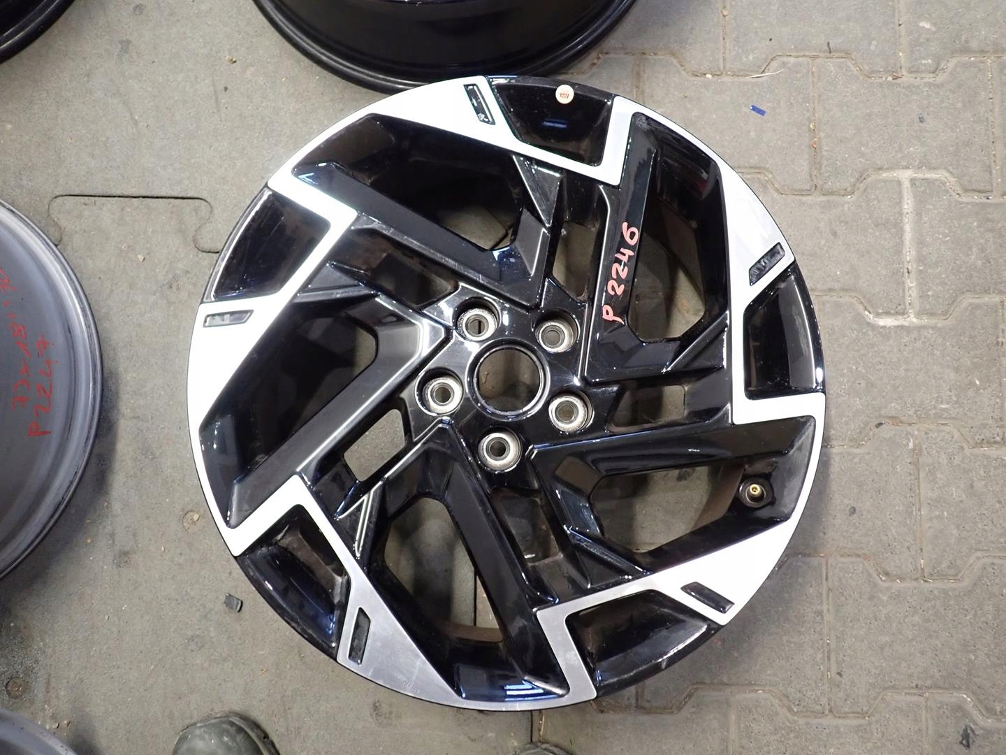 disk disk KIA 5x114,3 ET51 7,5J 19" 52910-R2300