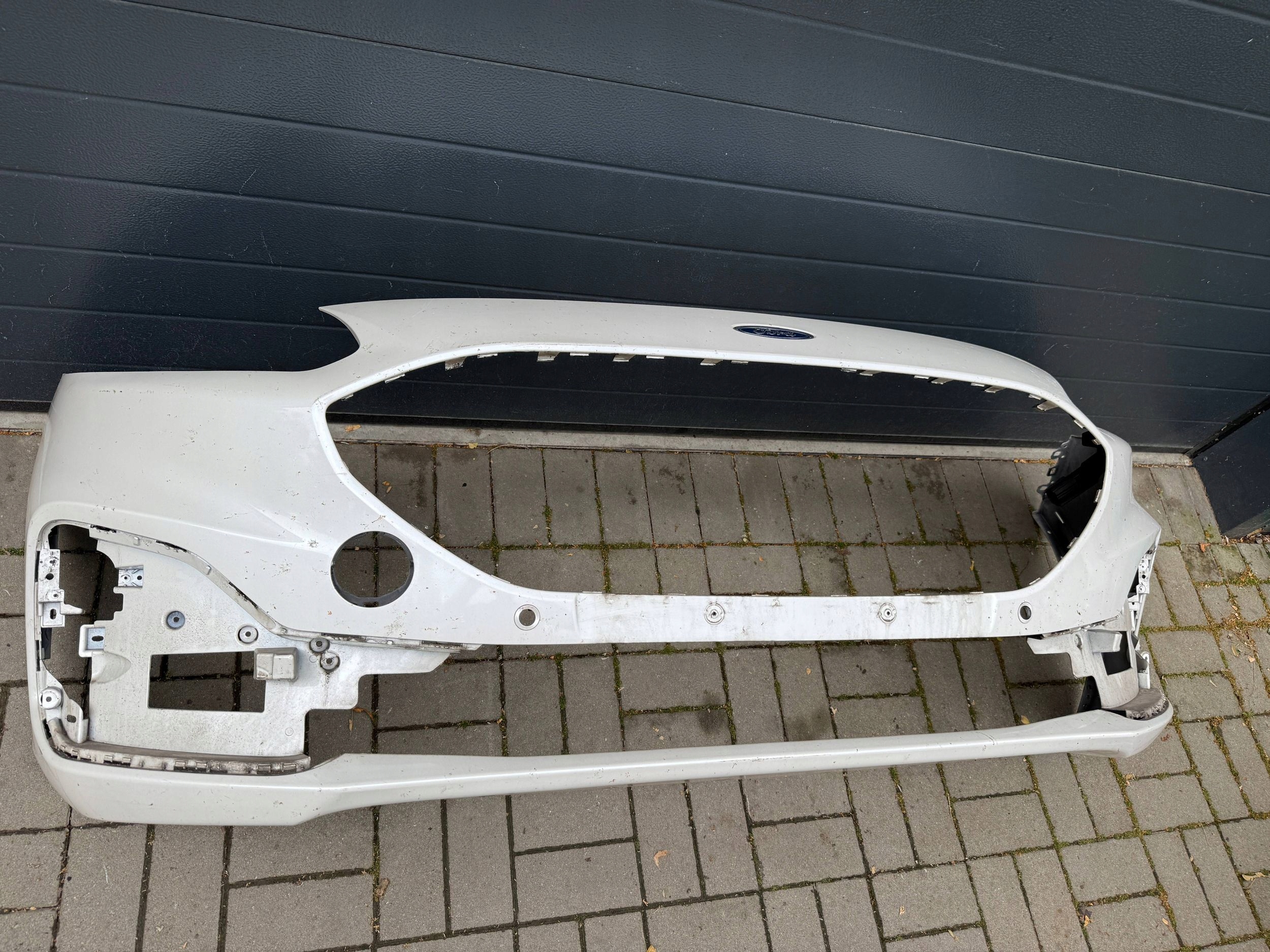 Ford Kuga III Mk3 nárazník předek přední