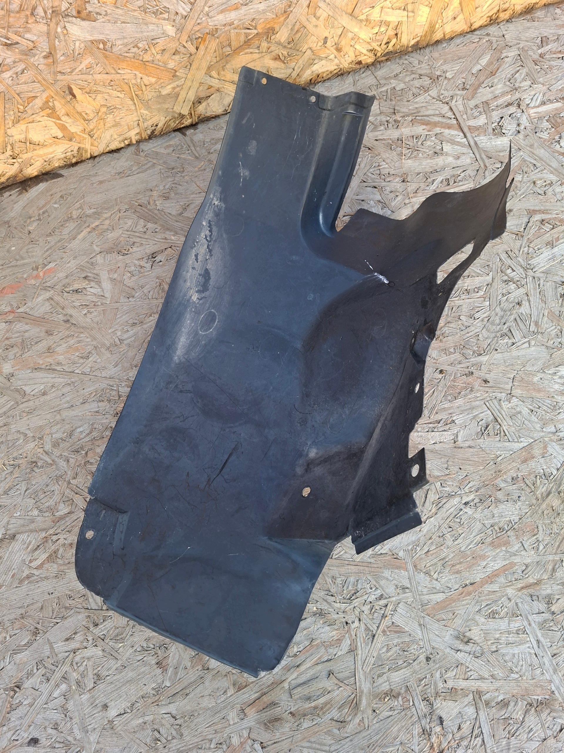 mudguard front front right MERCEDES W168 1686980830