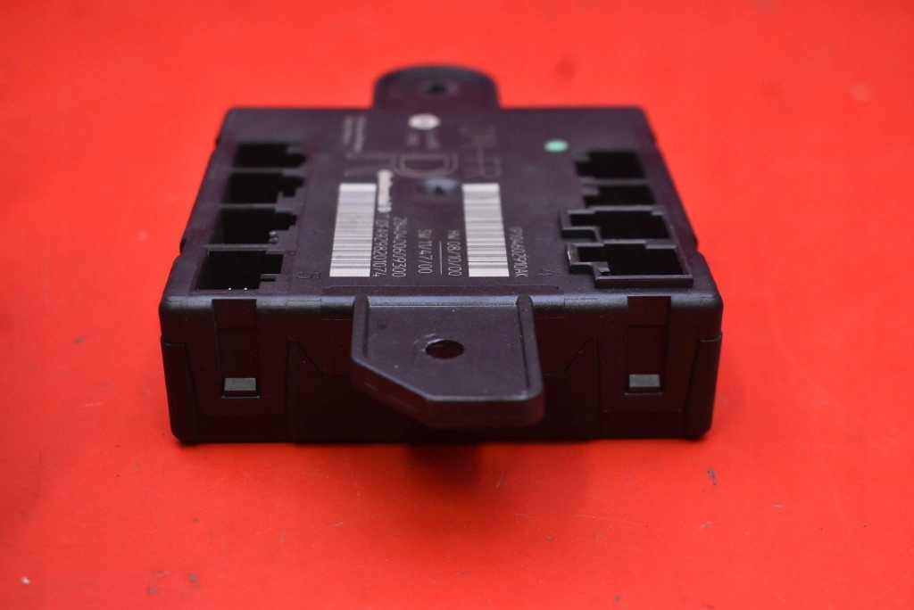control unit module door right front 04602910AK JEEP GRAND CHEROKEE IV WK2 10