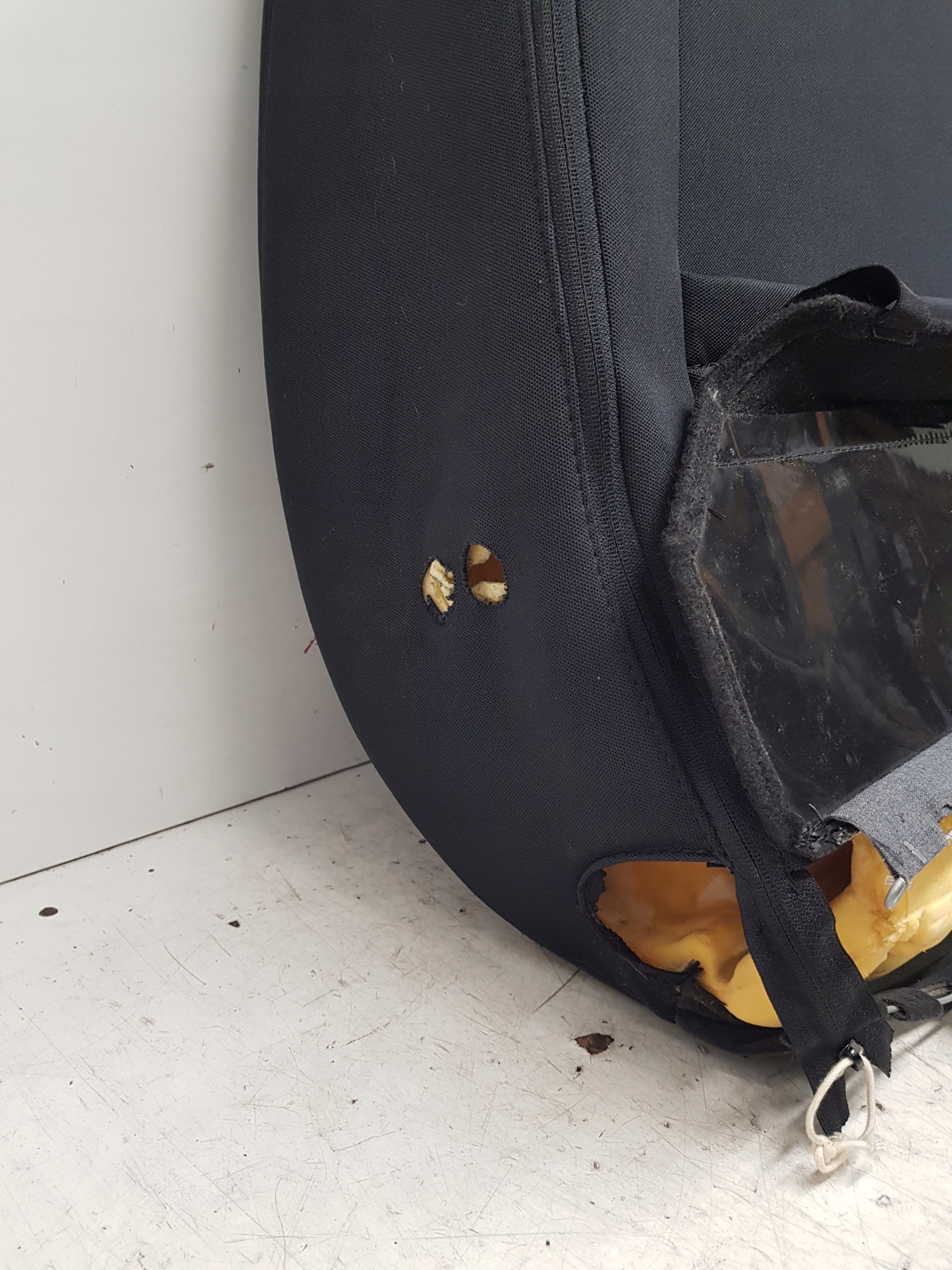 HYUNDAI IX20 OPARCIE seat right front 2010-13R