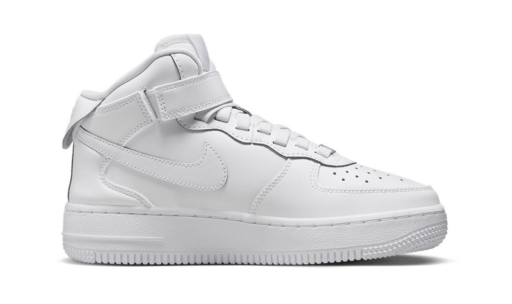 Sportovní Pro Mládež Boty Nike AirForce Mid bílé FN1193-111 vel. 38