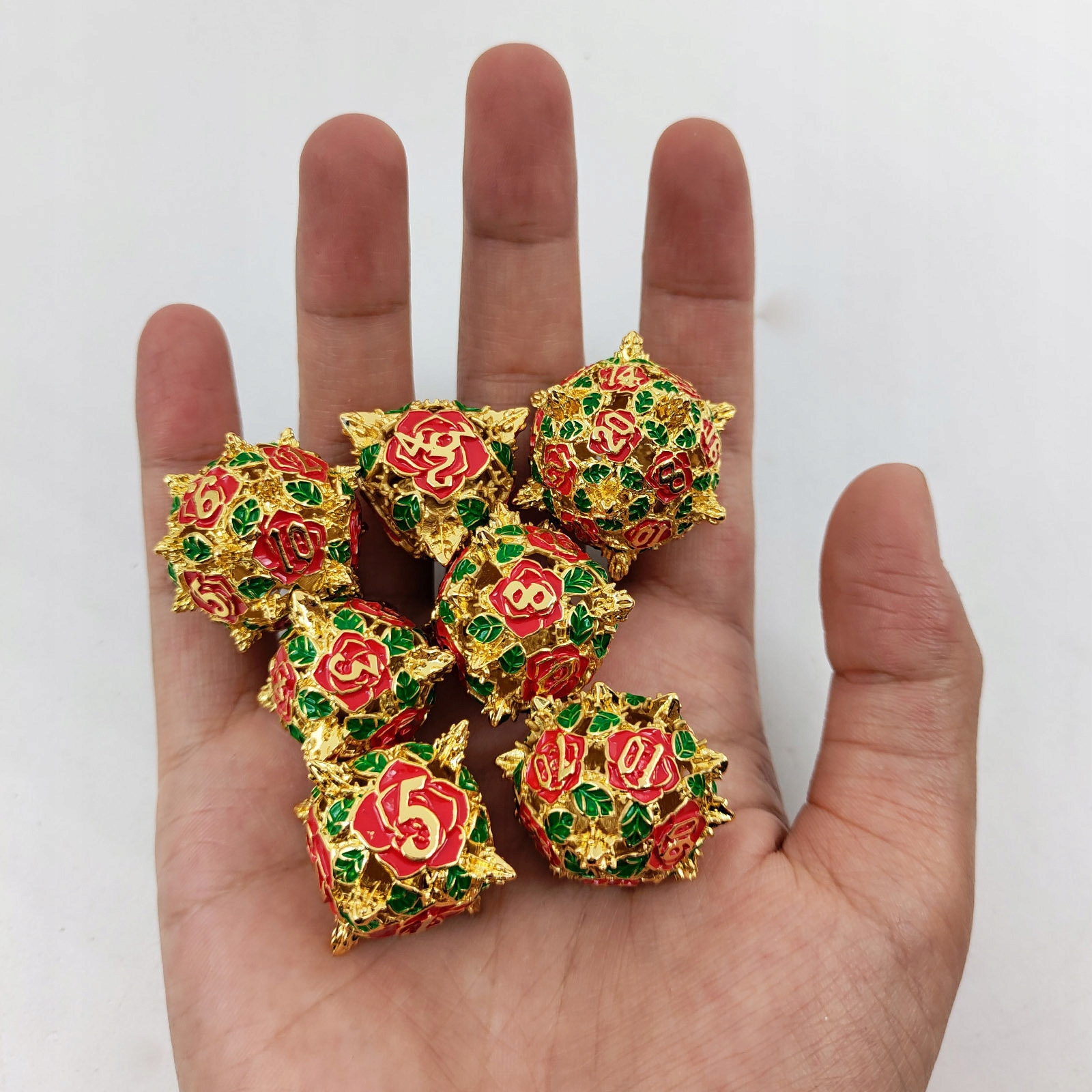 RÓŻANY OGRÓD ZESTAW 7 METALOWYCH KOŚCI RPG Liczba sztuk 7 szt.