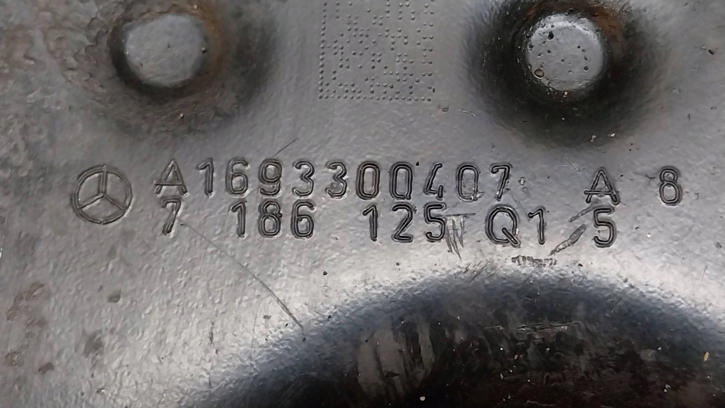 arm left front A1693300407 MERCEDES A KLASA W169 B KLASA W245