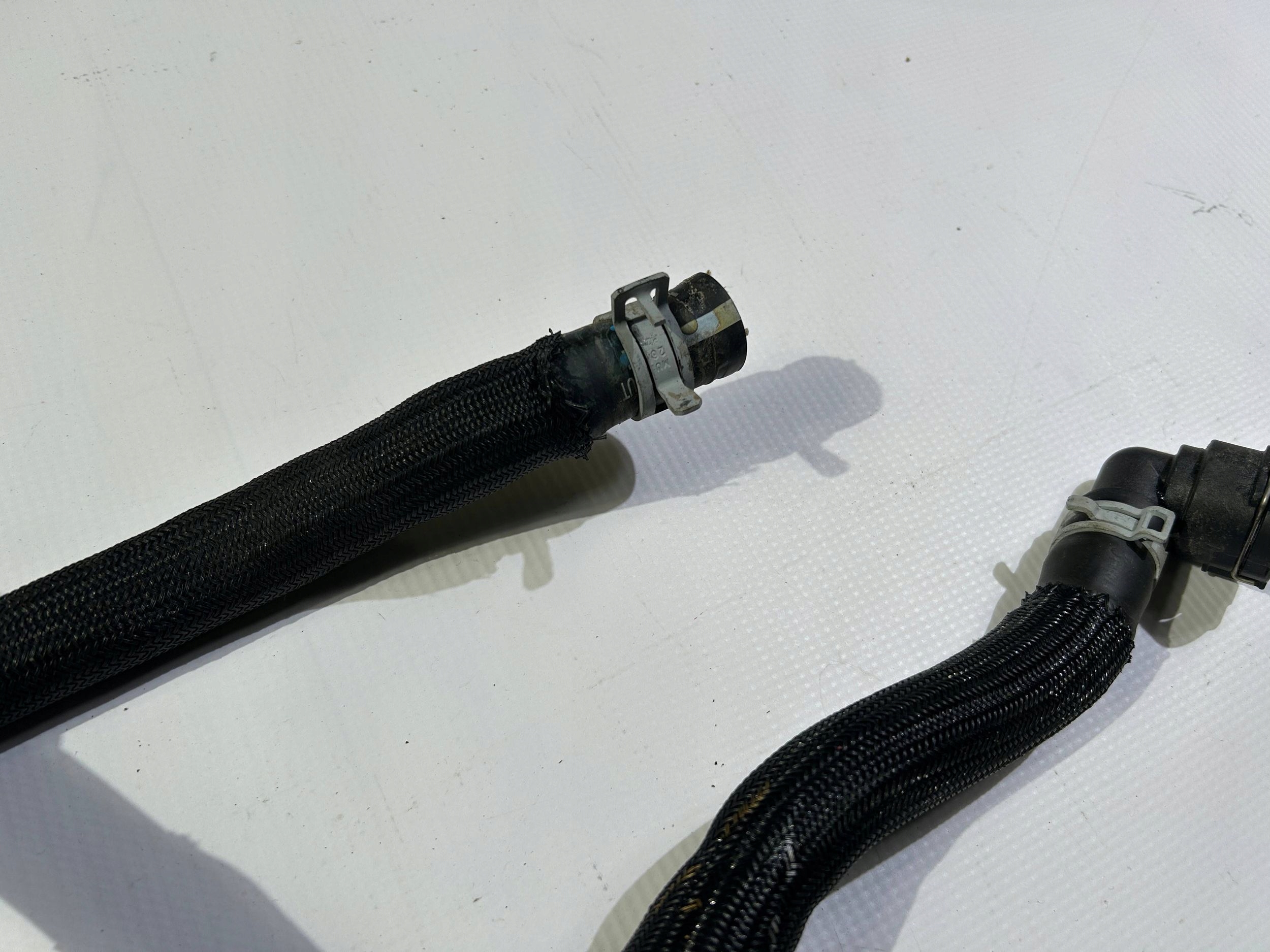 wiring wodny pipe hose radiator chlodzenia Chrysler Pacifica 2017-2026