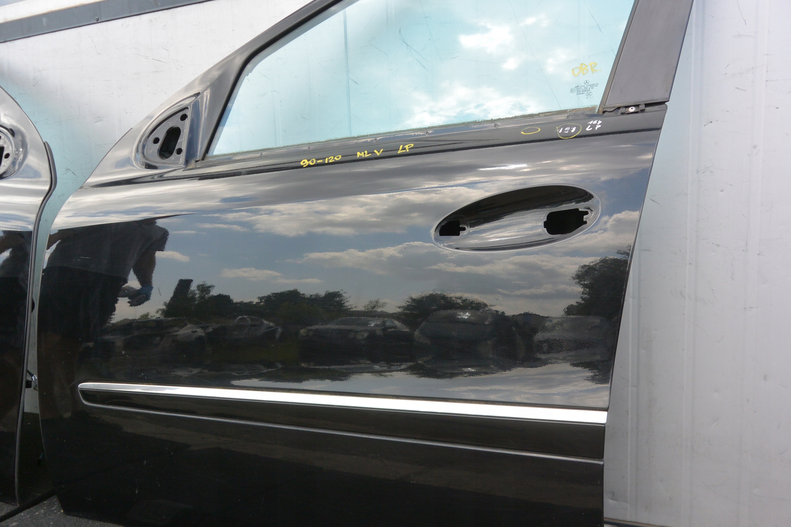 MERCEDES ML GL 164 door front left right 197 colour