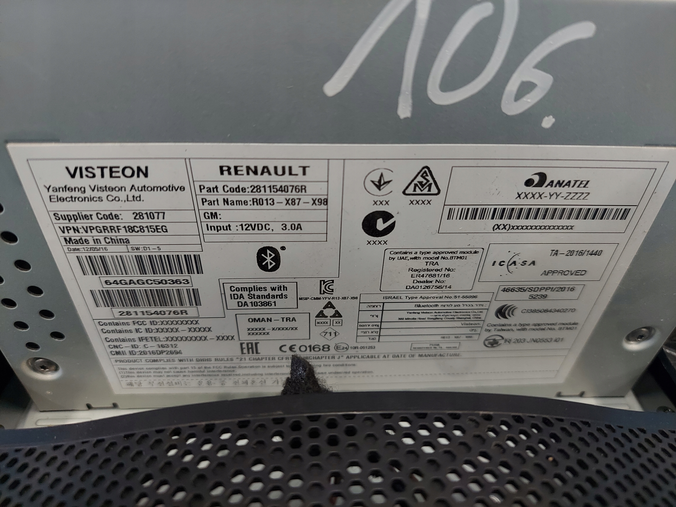 RADIO EKRAN CLIO IV 281077