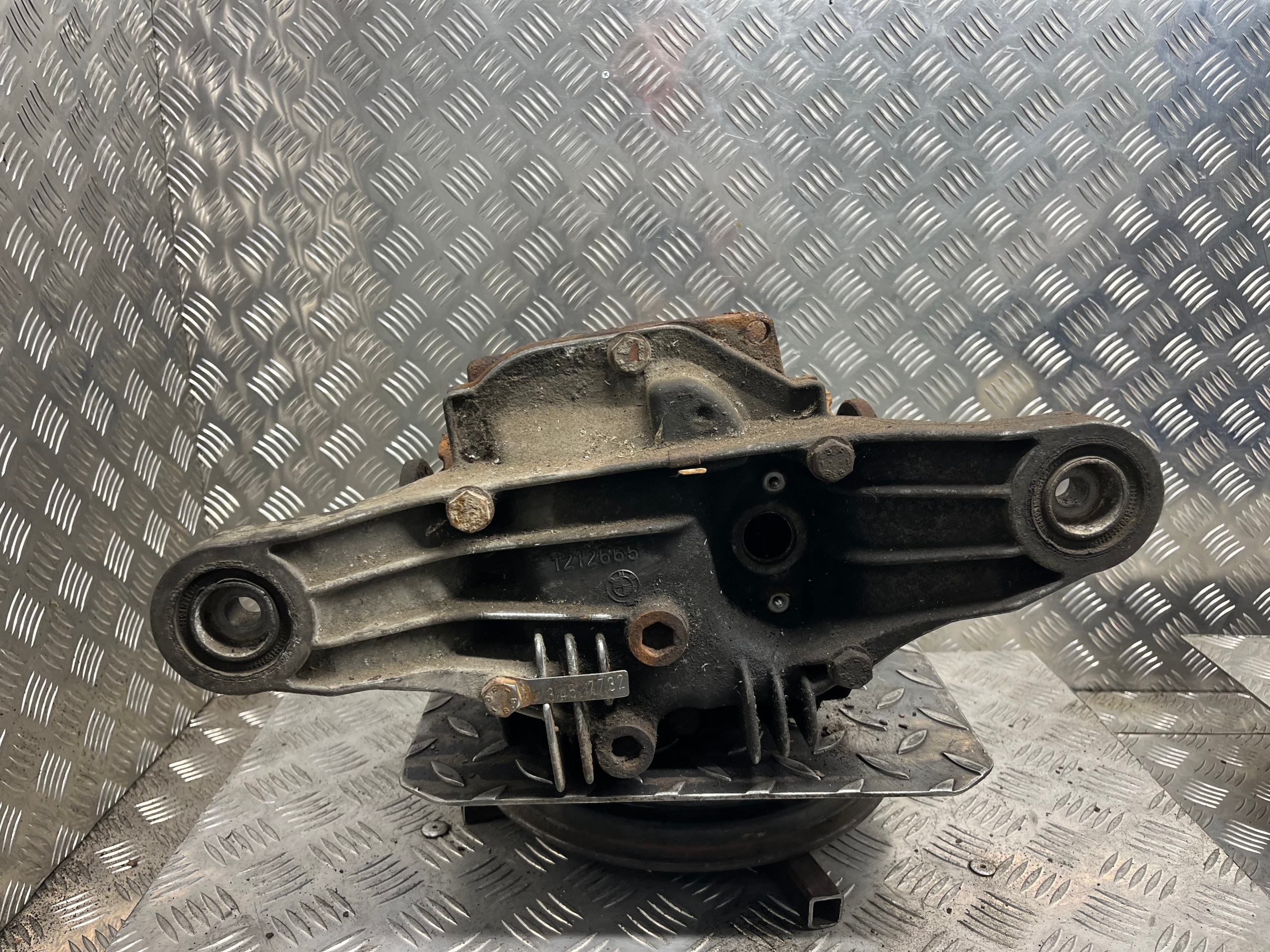 diferencijal stražnji BMW E36 SPAW 3.45